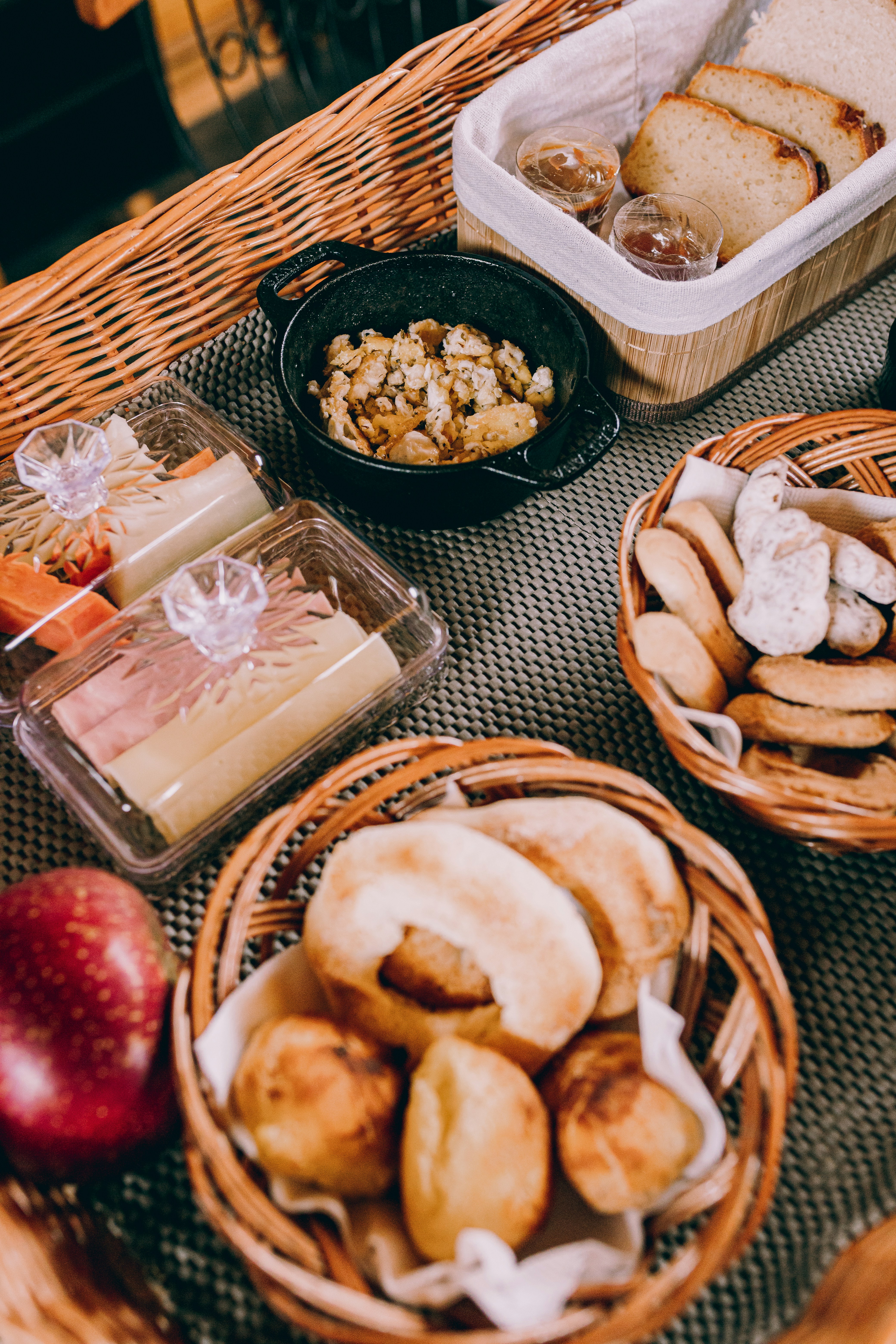 Photo by alexandermassph