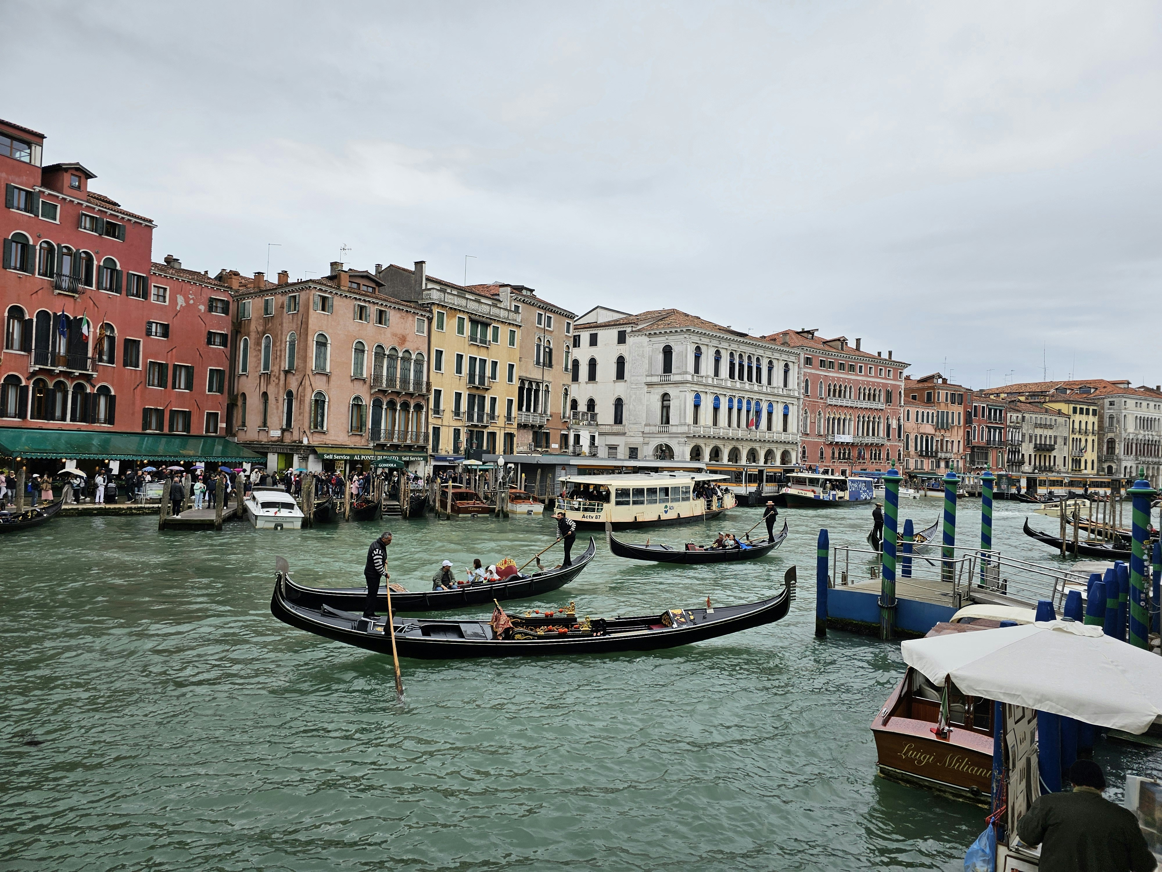 Photo by suyashmahar