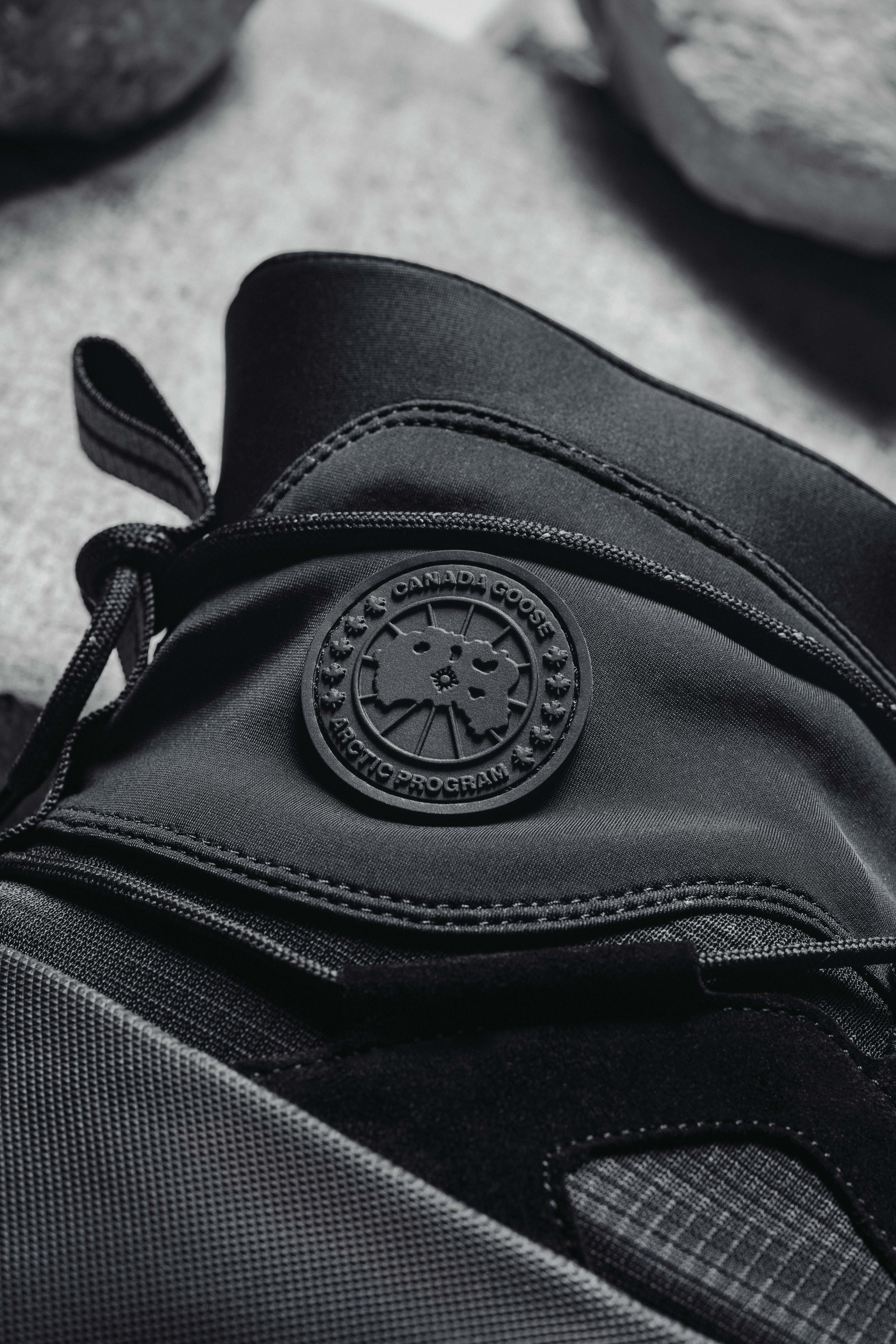 black and white bed linen