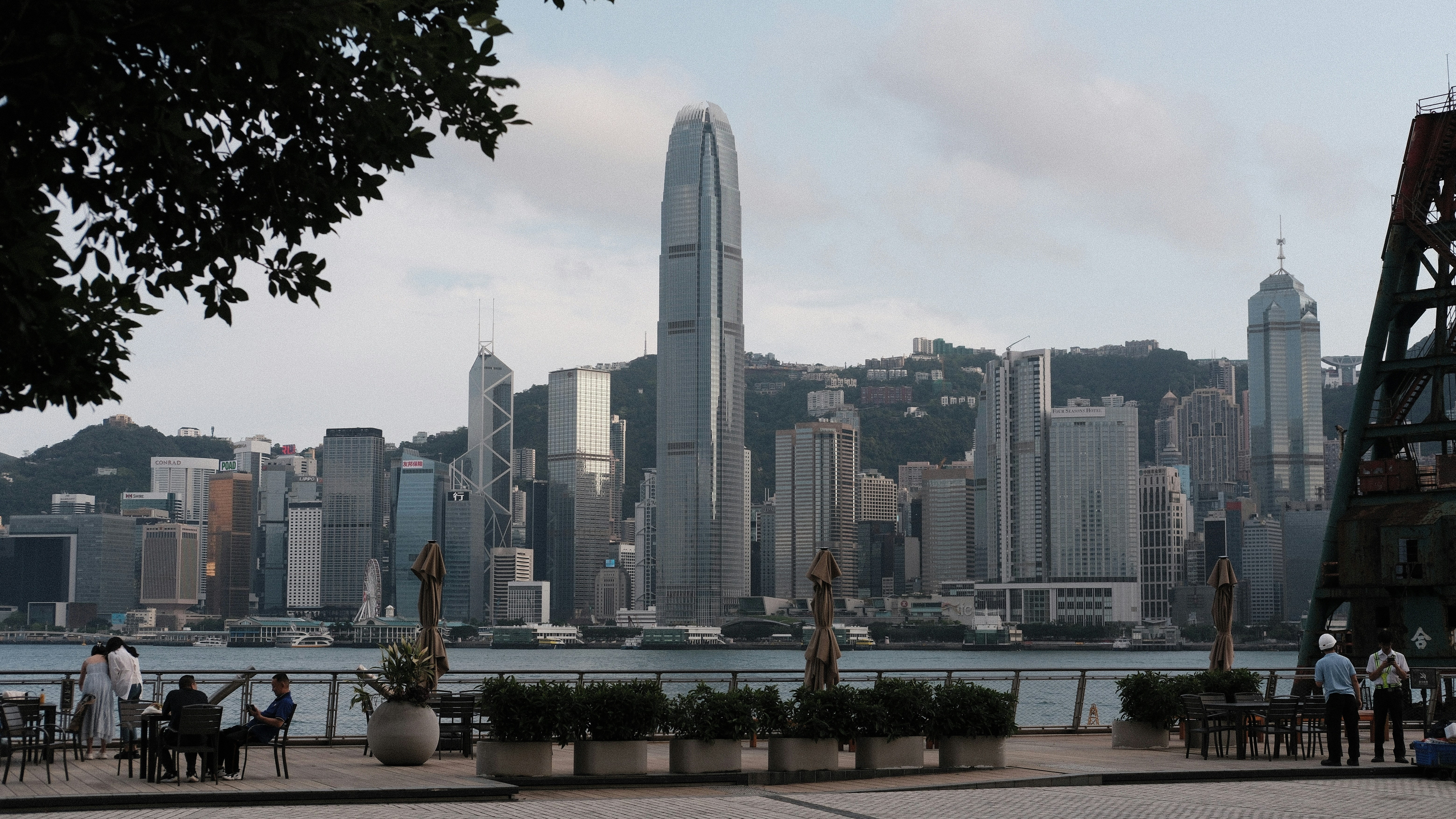 Photo by paopattarapol