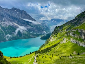 A scenic view of a lake in the mountains