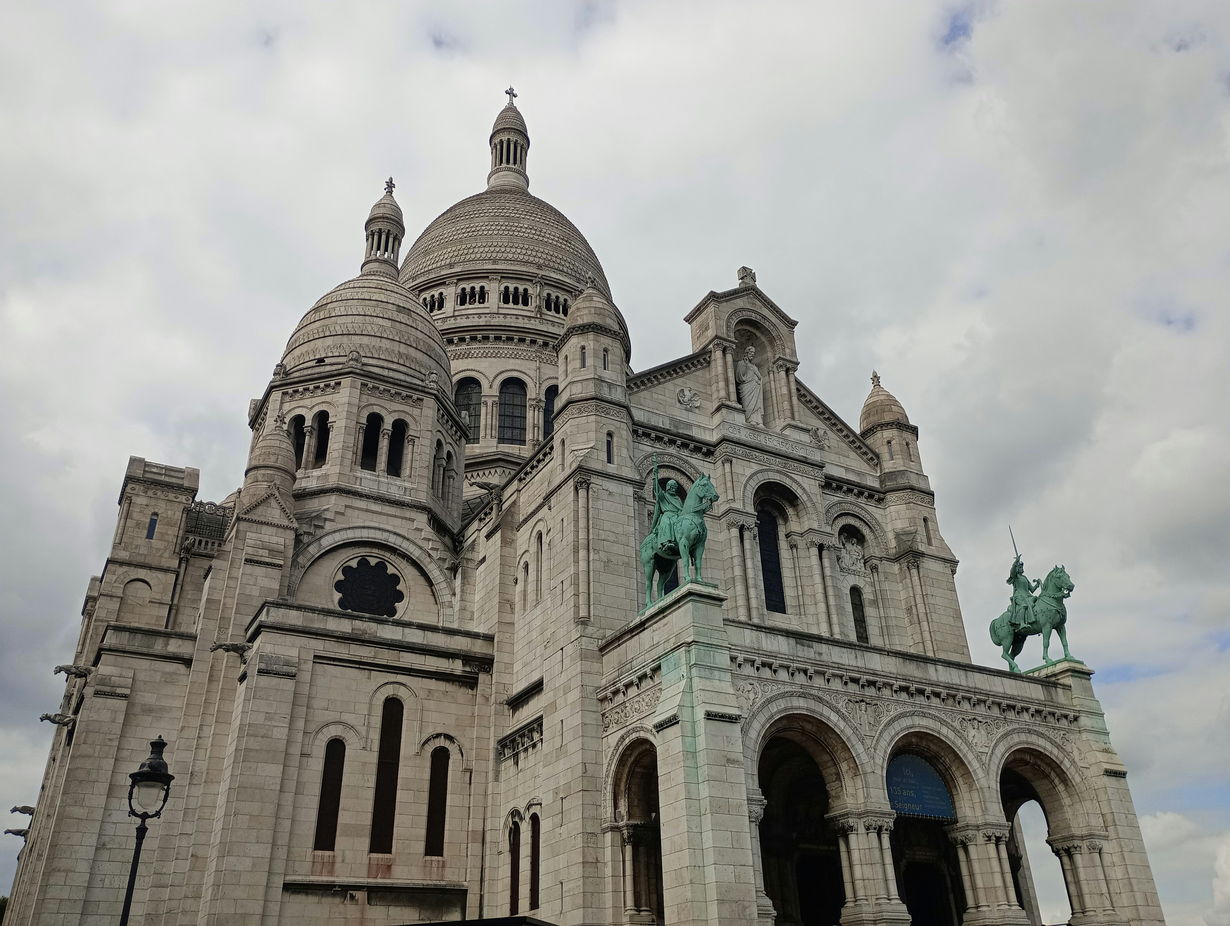 Montmartre: Exploring the Artistic Soul and Bohemian Past
