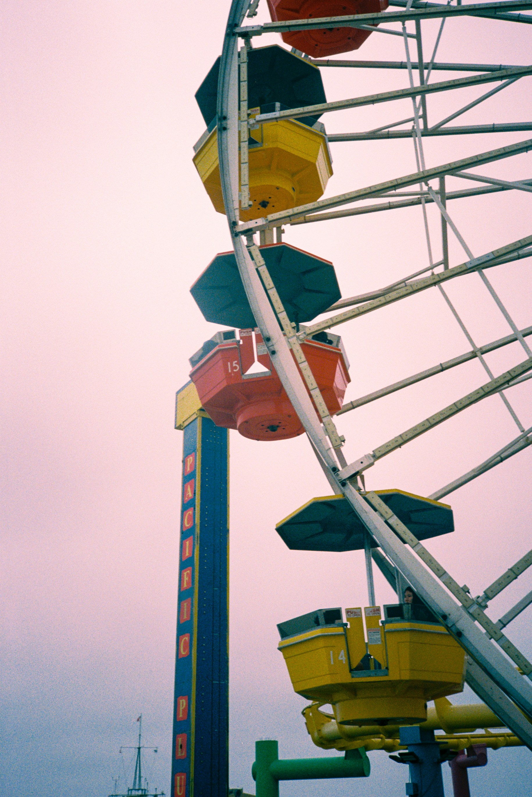 Photo by queseaux