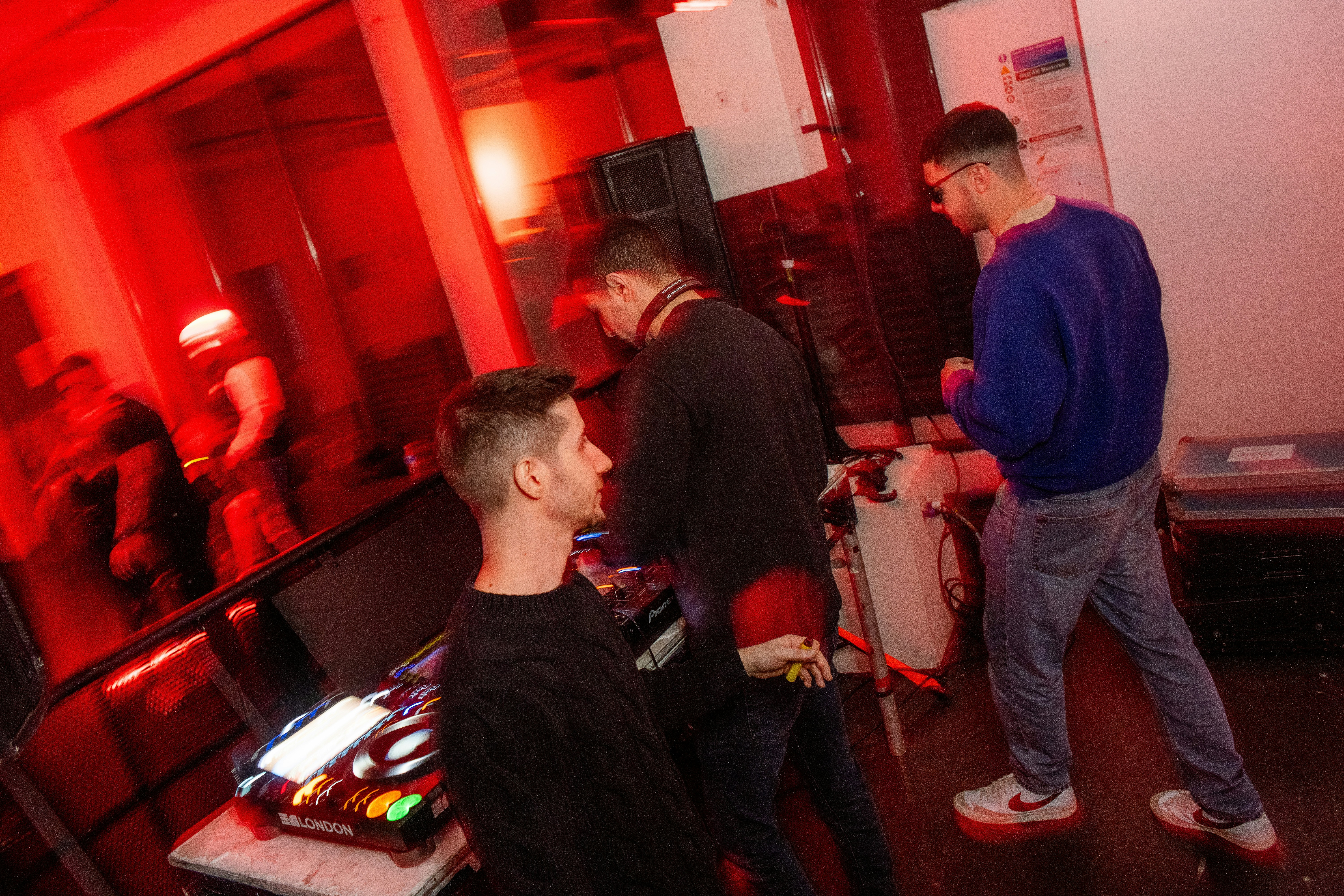 Image de Prix DJ drum pour un événement hôtelier à Nice : guide budget 2025