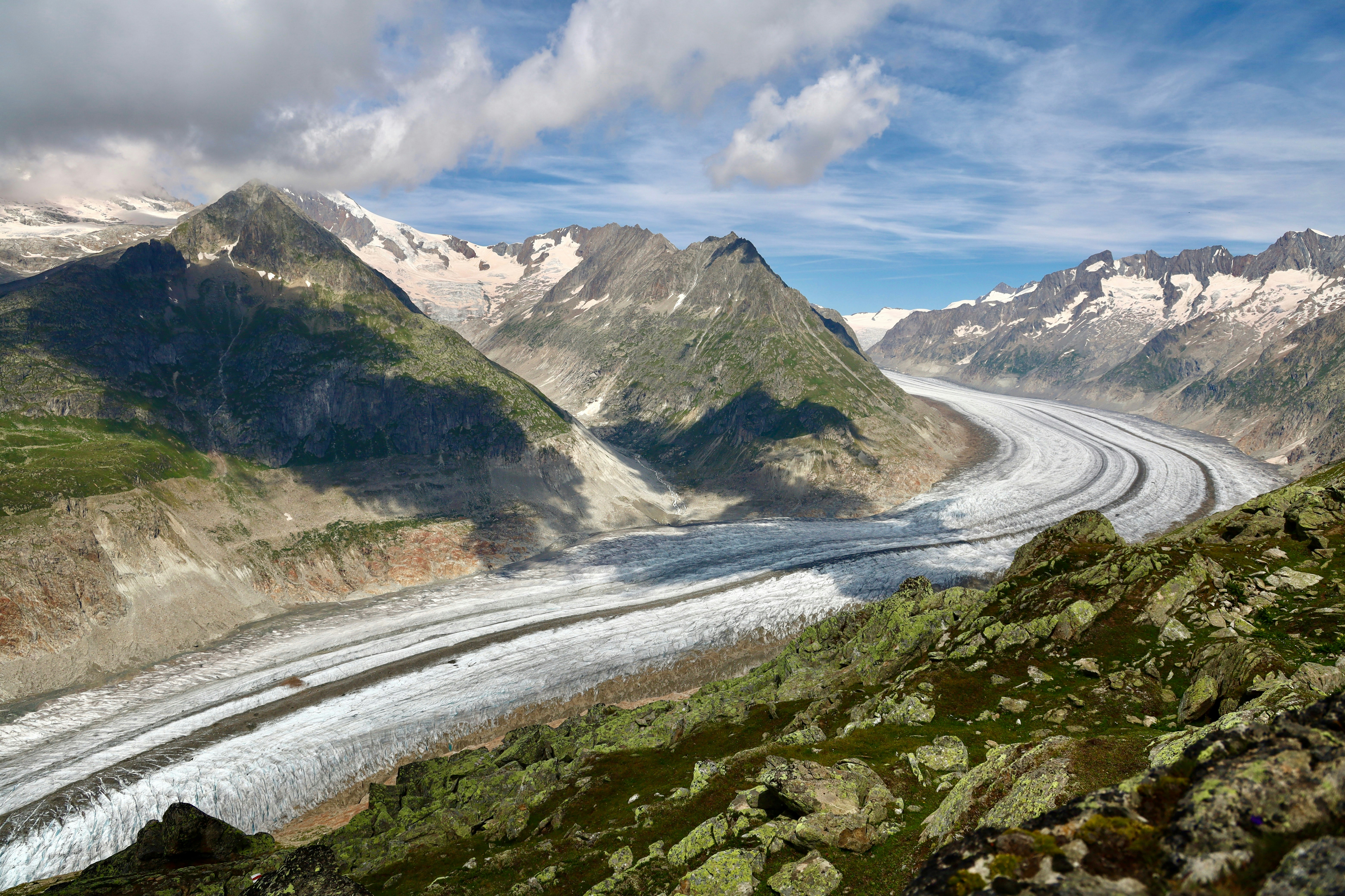 Photo by maximilian_brand