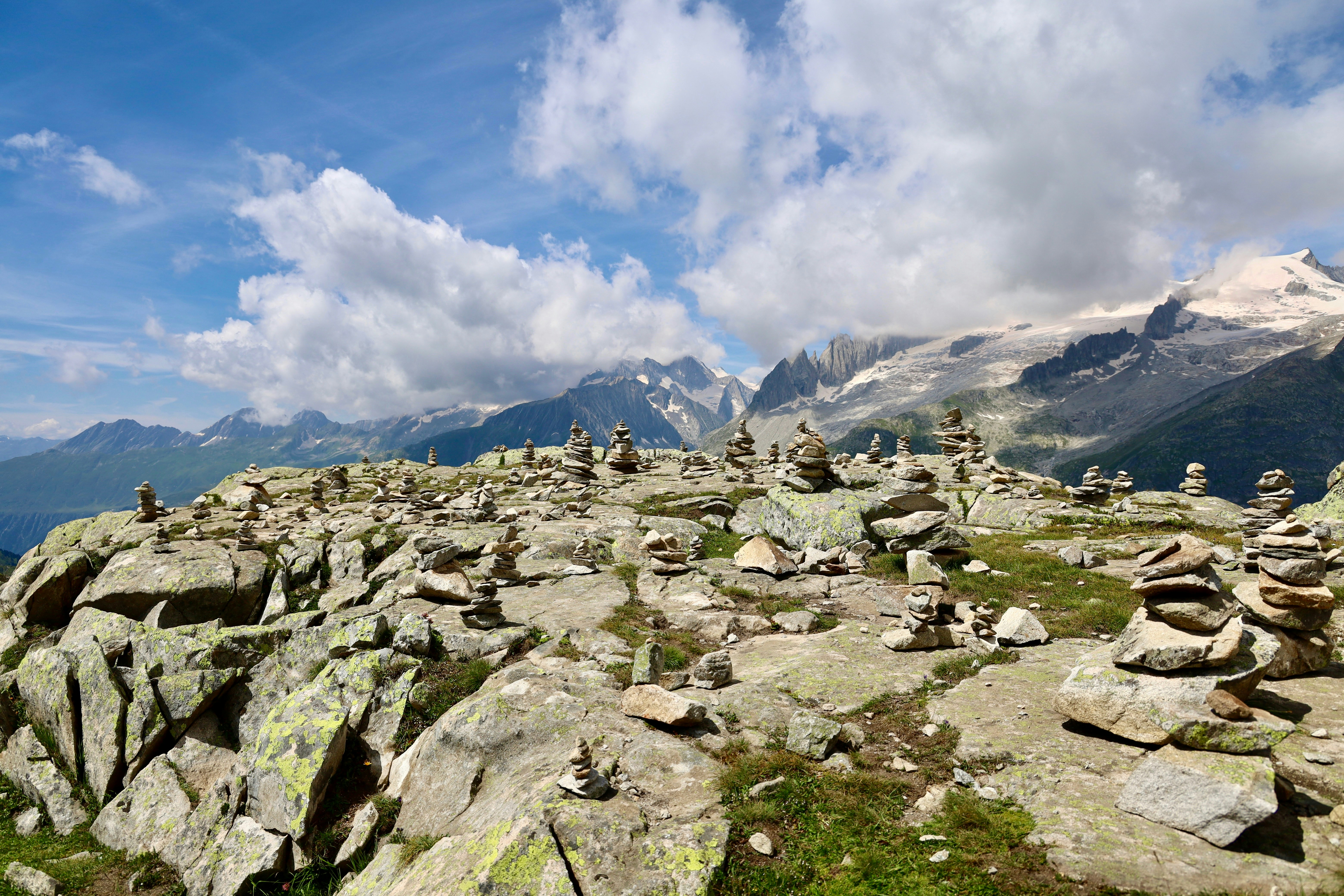 Photo by maximilian_brand