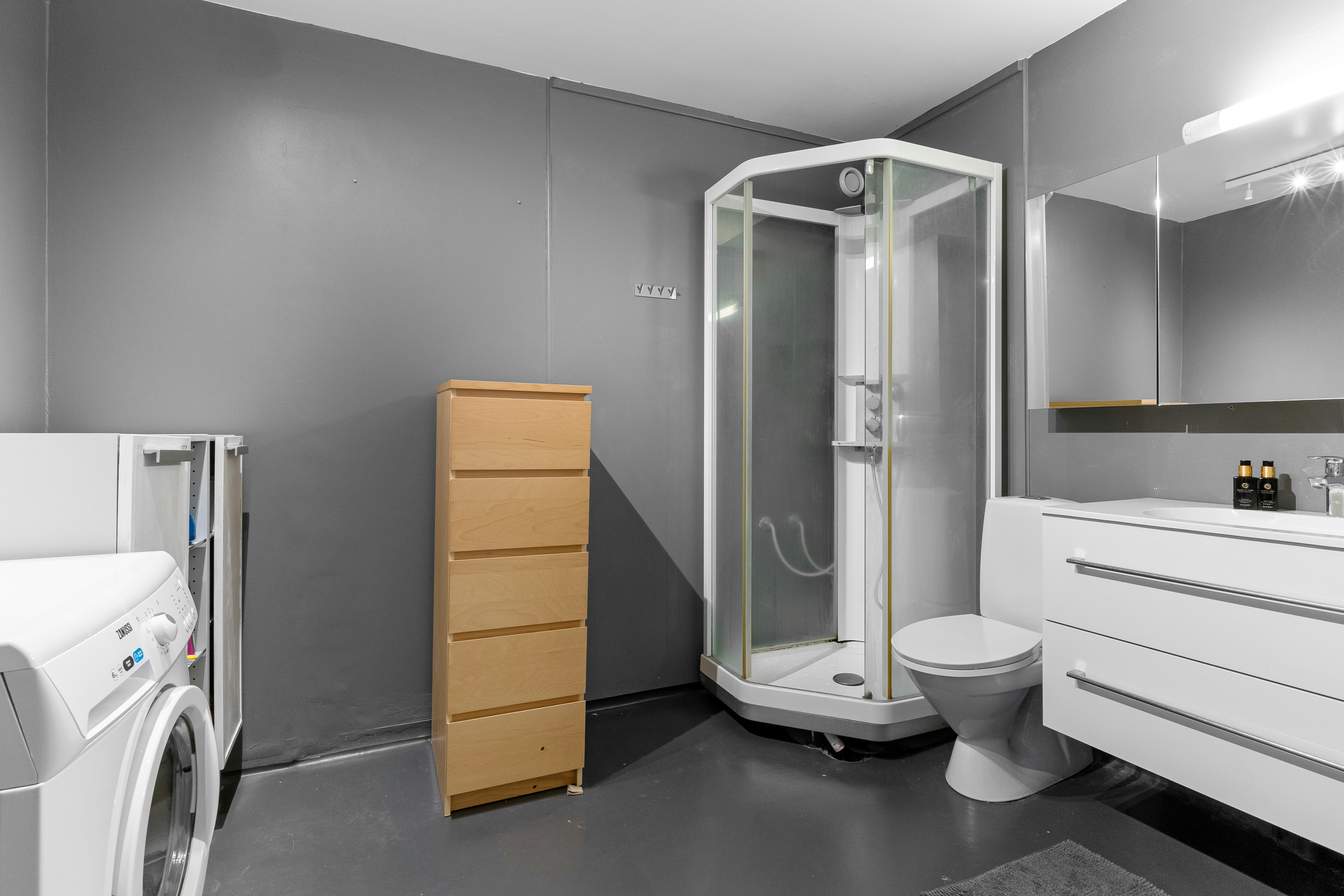 Photo by alextyson195