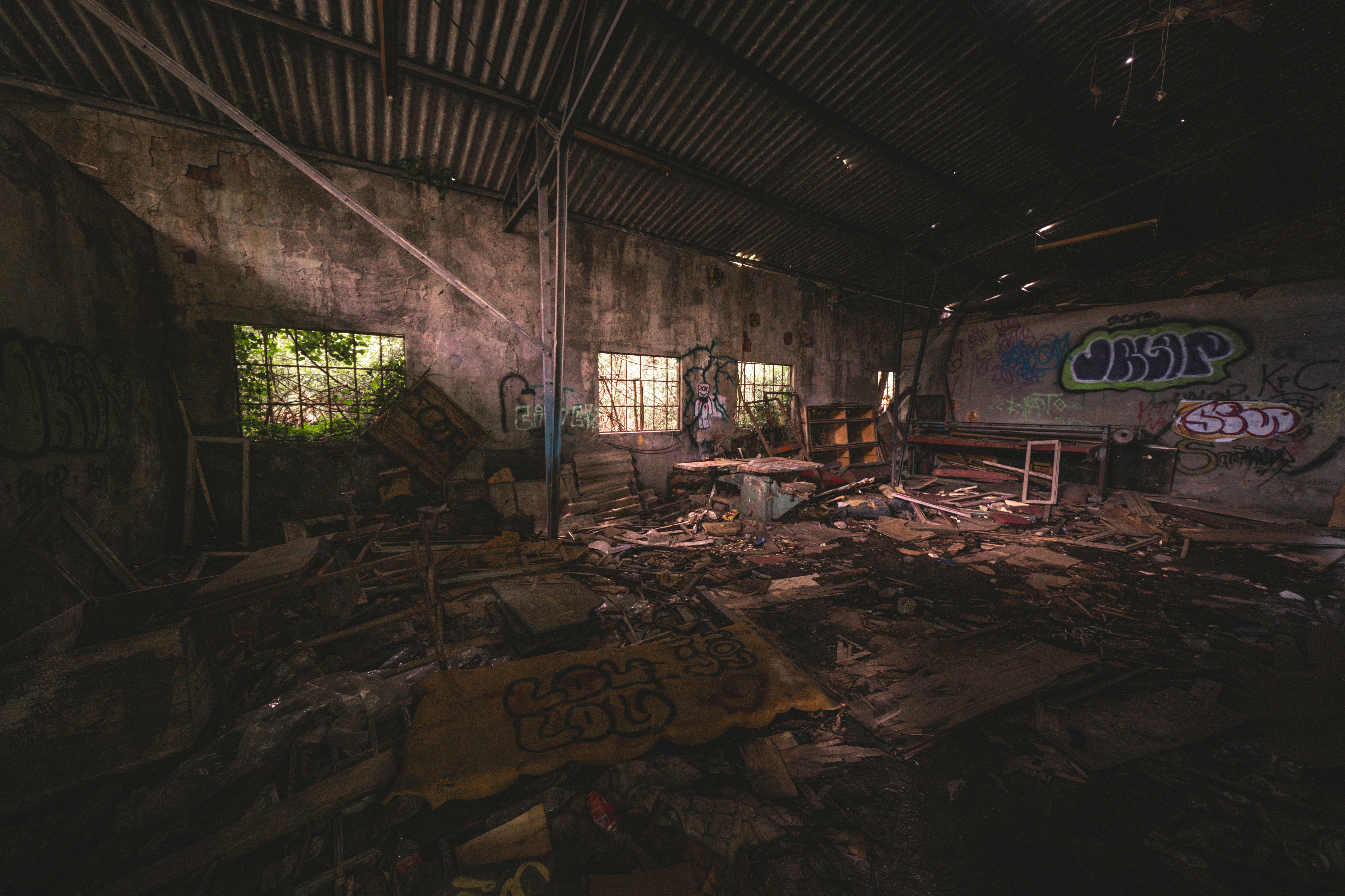 Complex commercial loss scene - independent adjuster