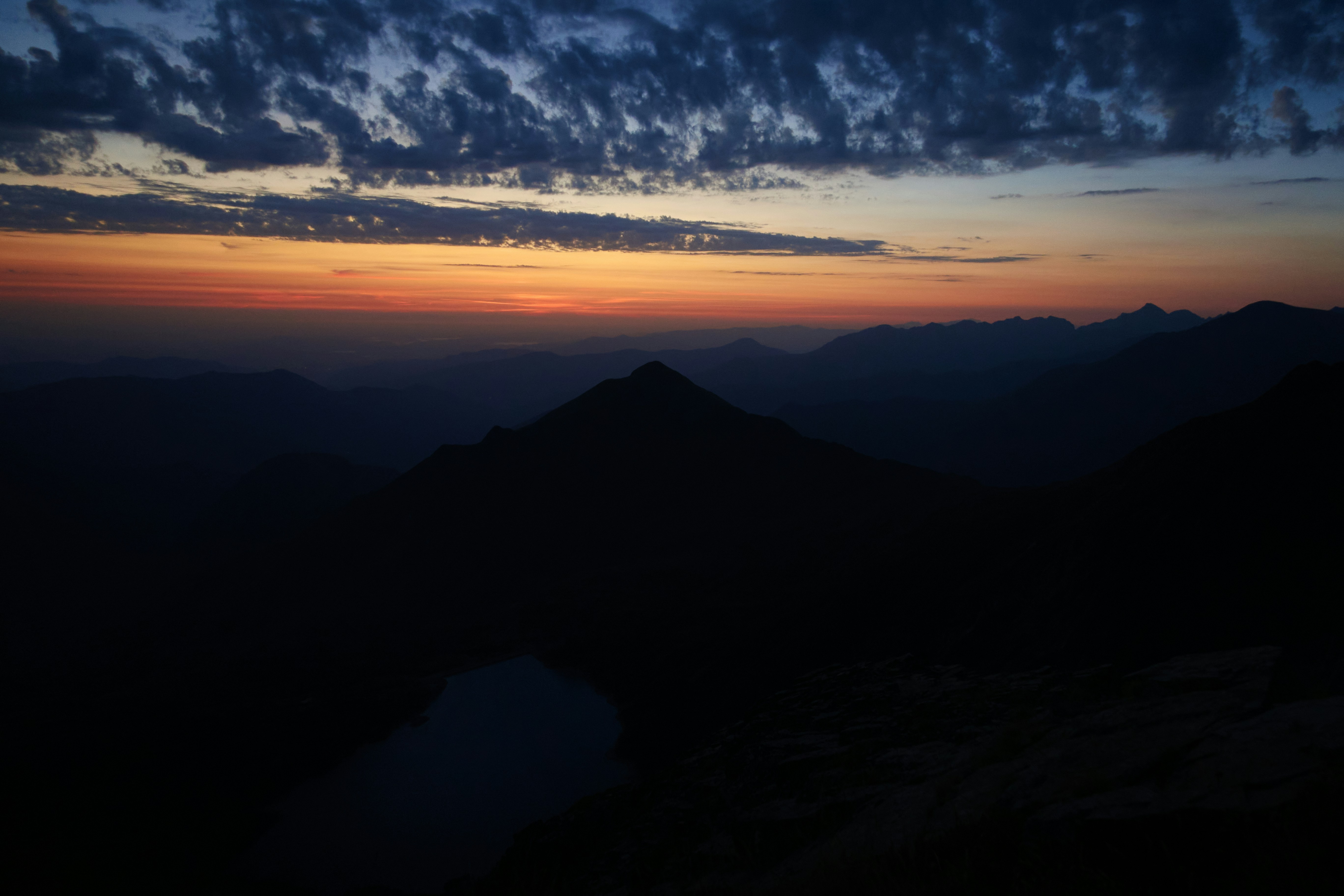 마이뱅크 여행자 보험: 수하물 파손 보상이 가능한지 알아보자