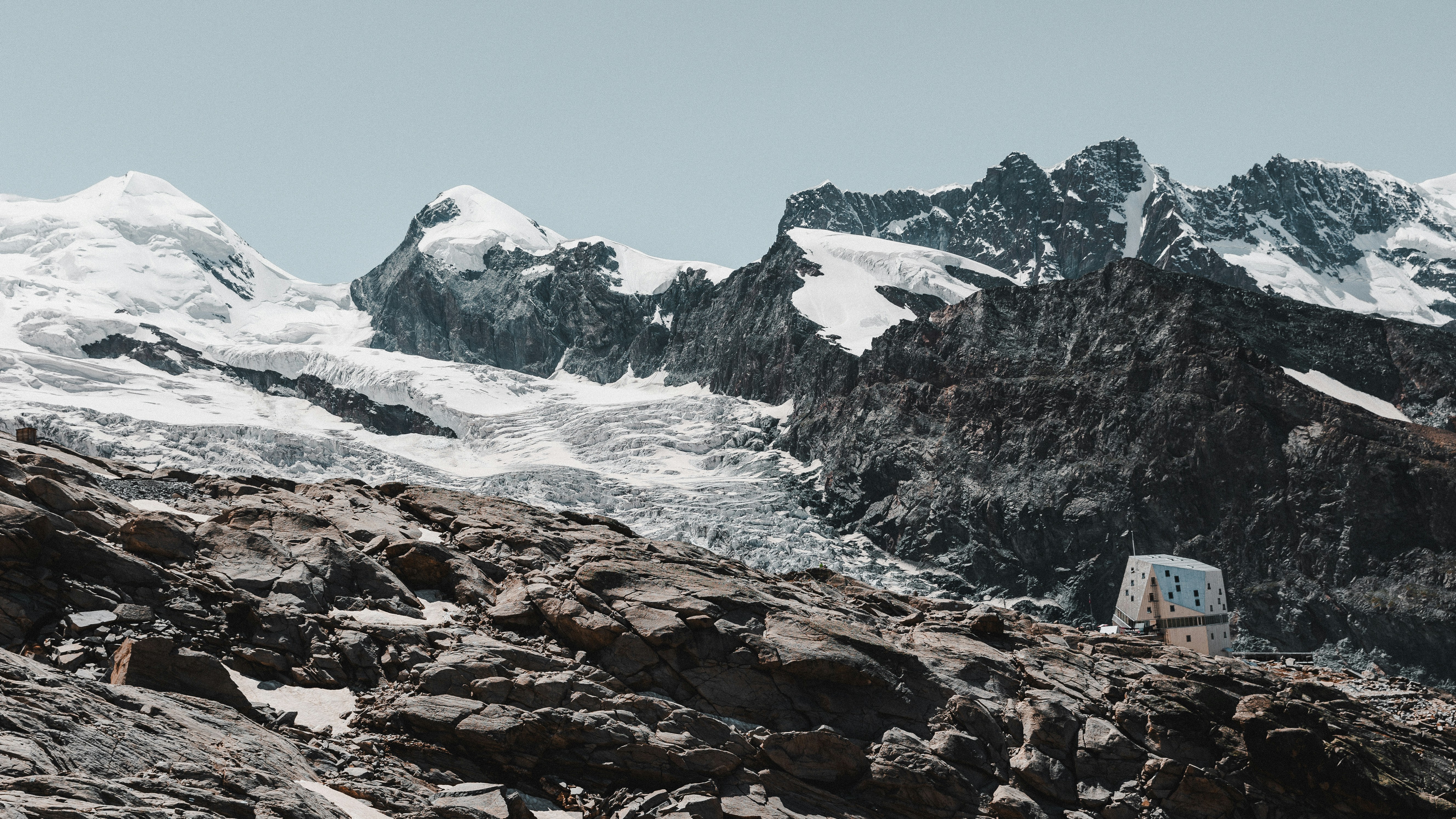 Photo by kevinoetiker