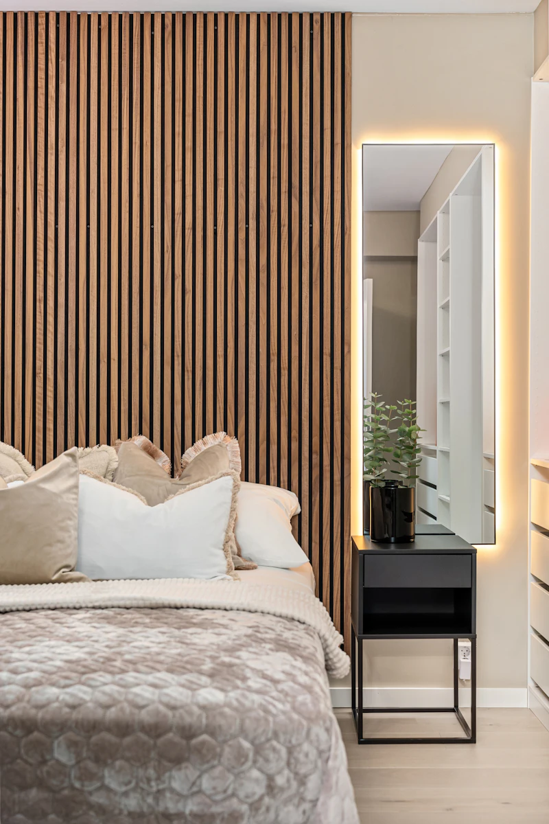 מראות מעוצבות ללא מסגרת