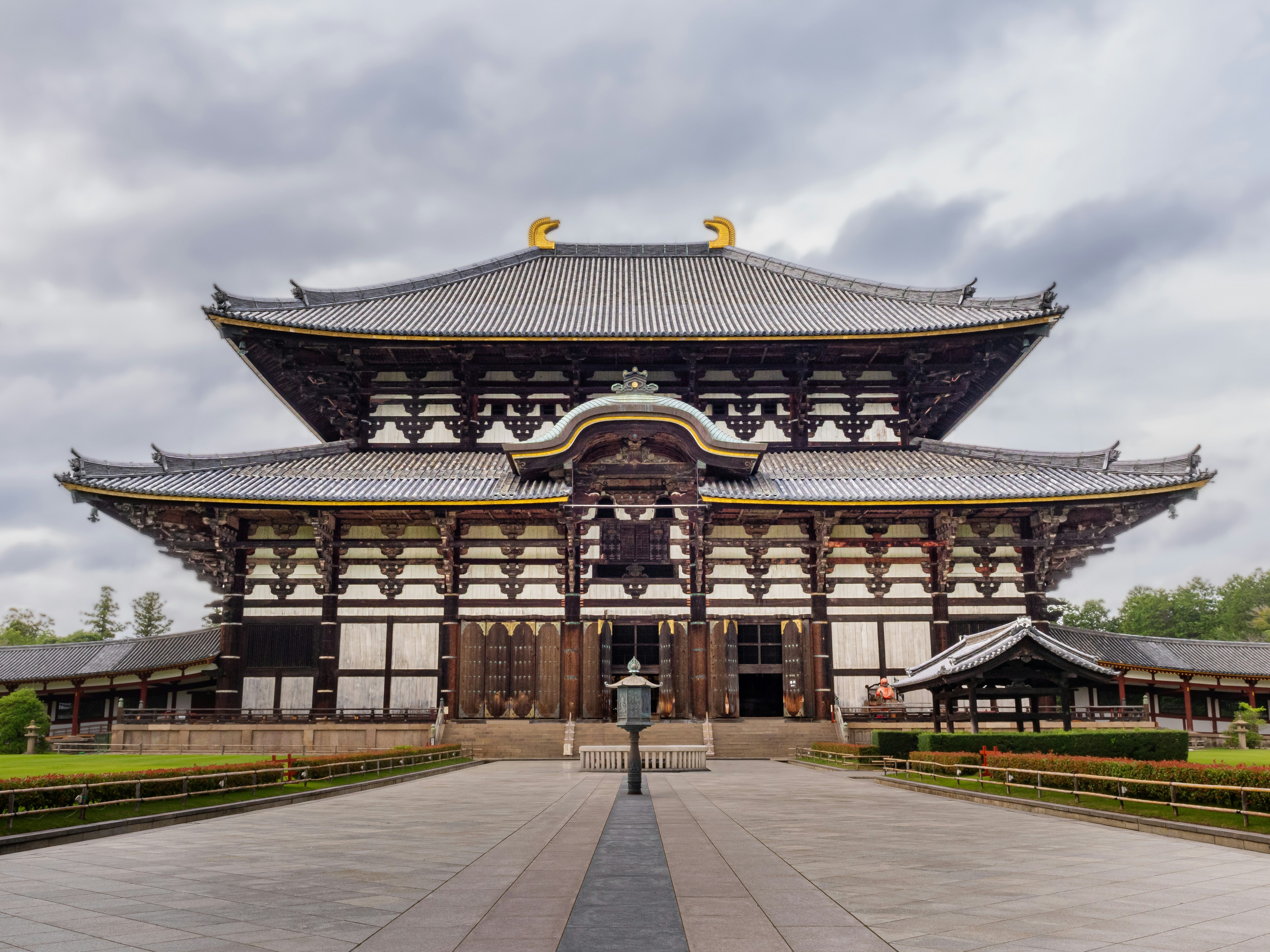 A large building that has a lot of windows on it, Todai-ji Buddhist Temple, Nara, Japan.