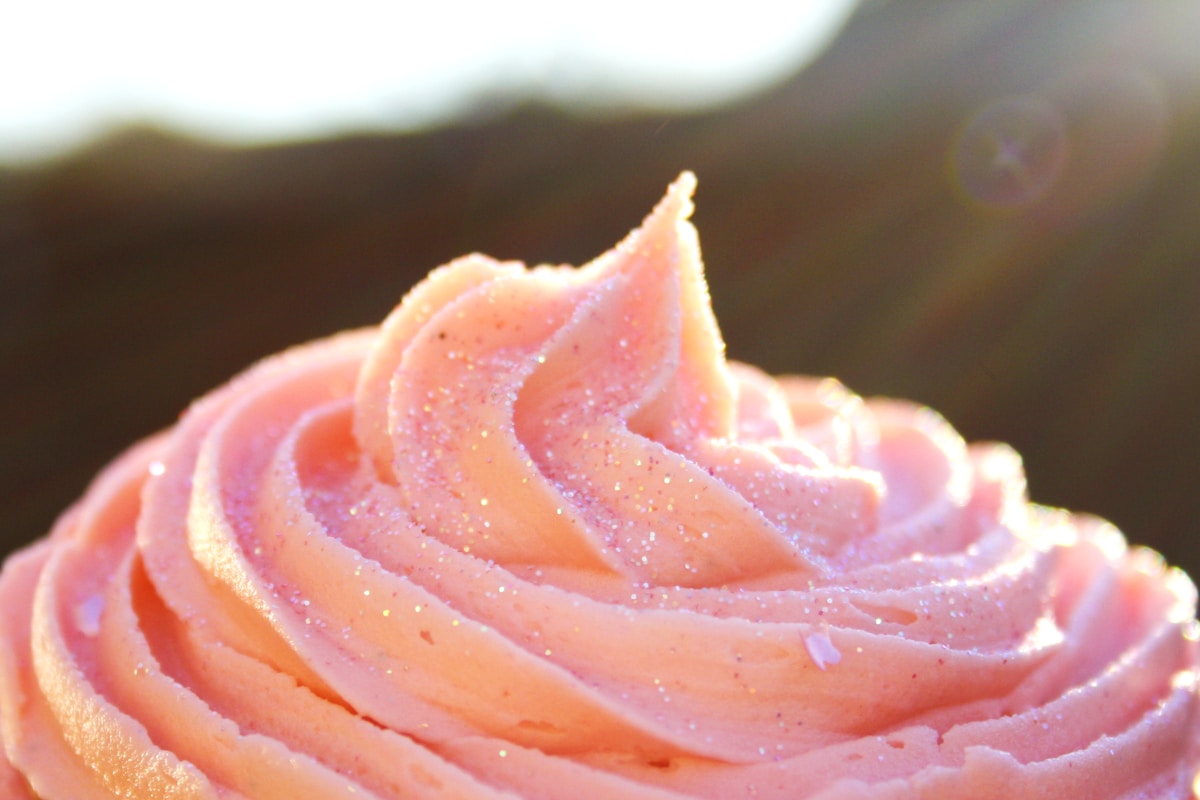 How Can I Add Strawberry Jam to Buttercream Without It Splitting?
