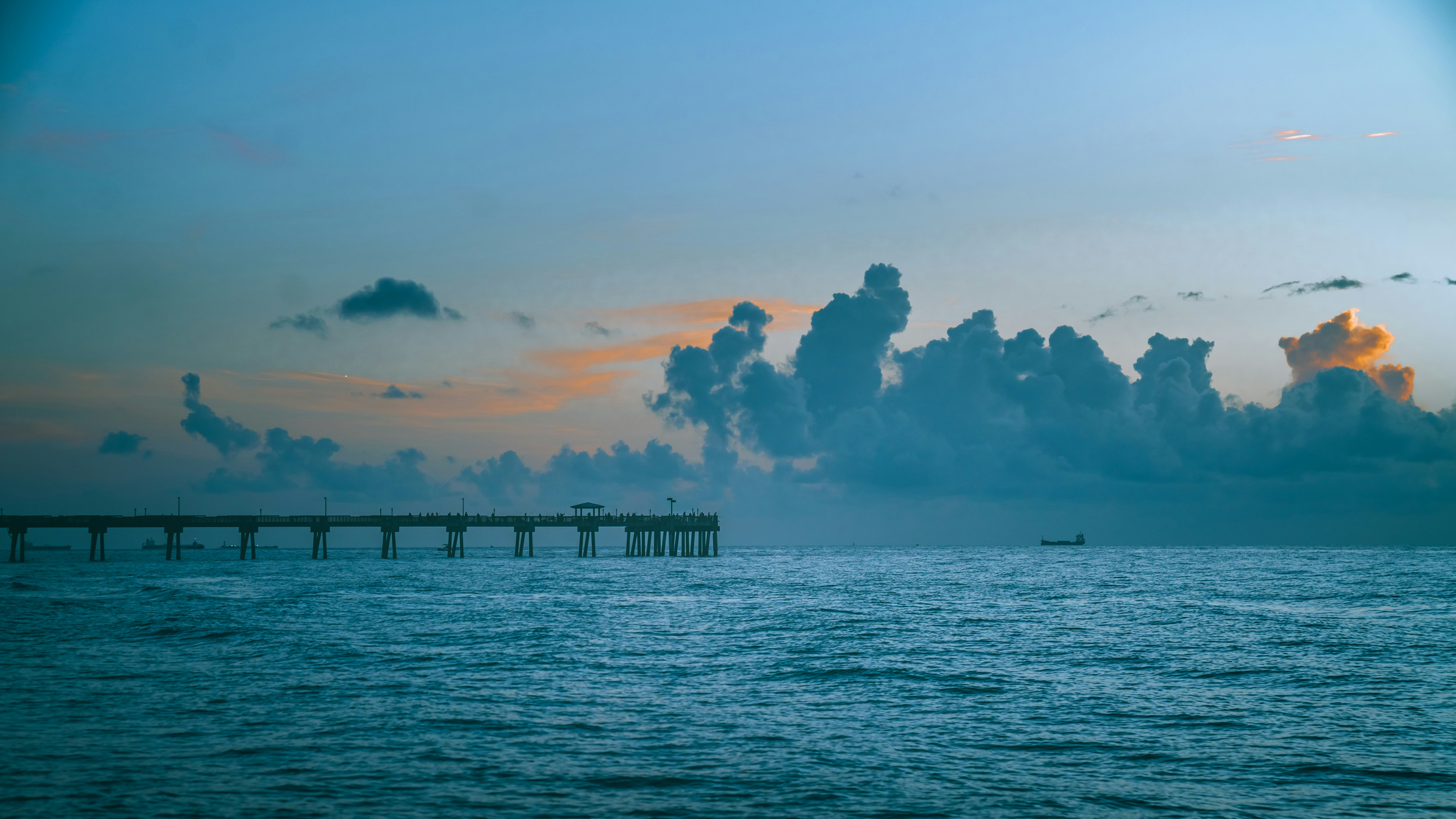 Photo by johnhollywood