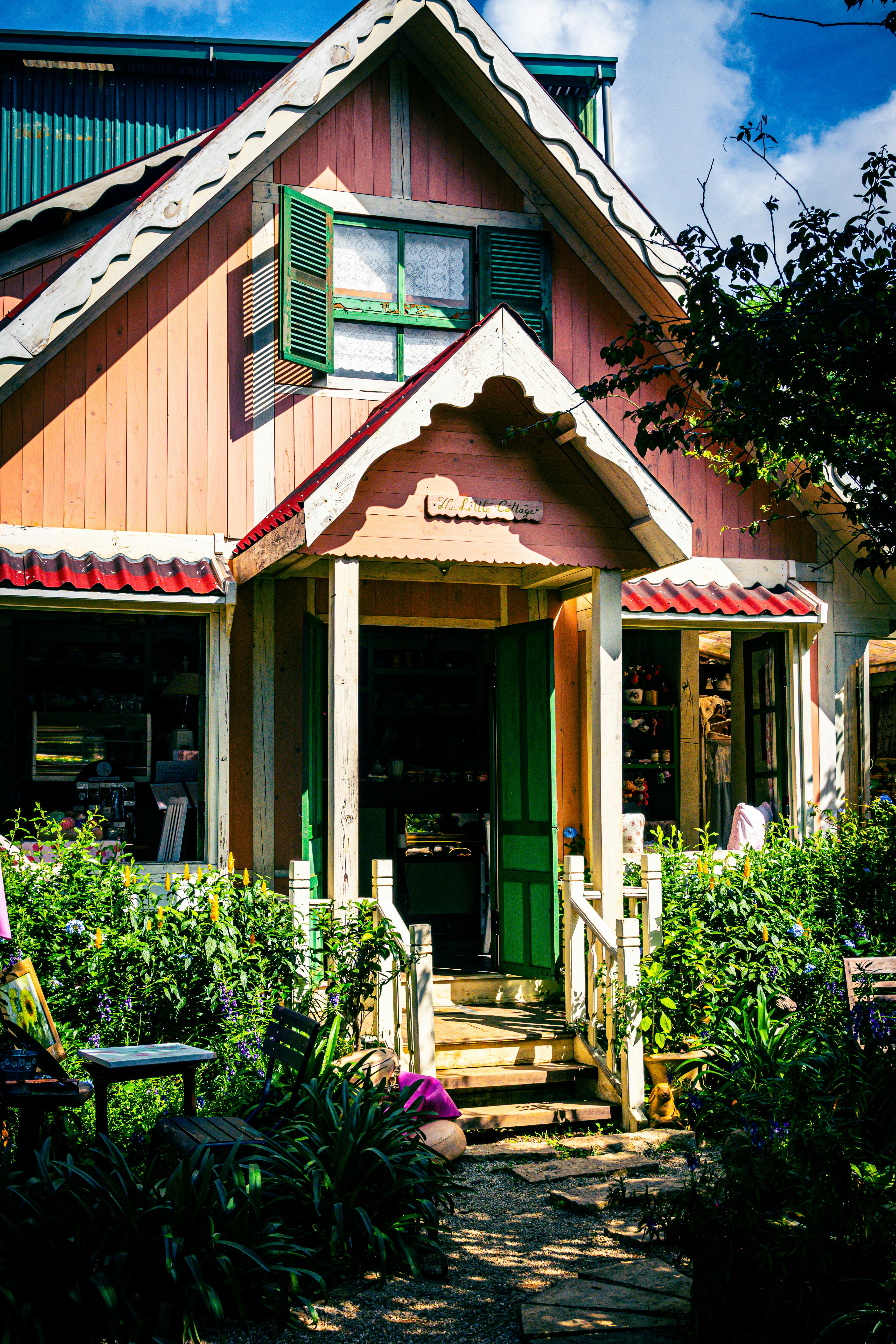 Photo by jordannguyen