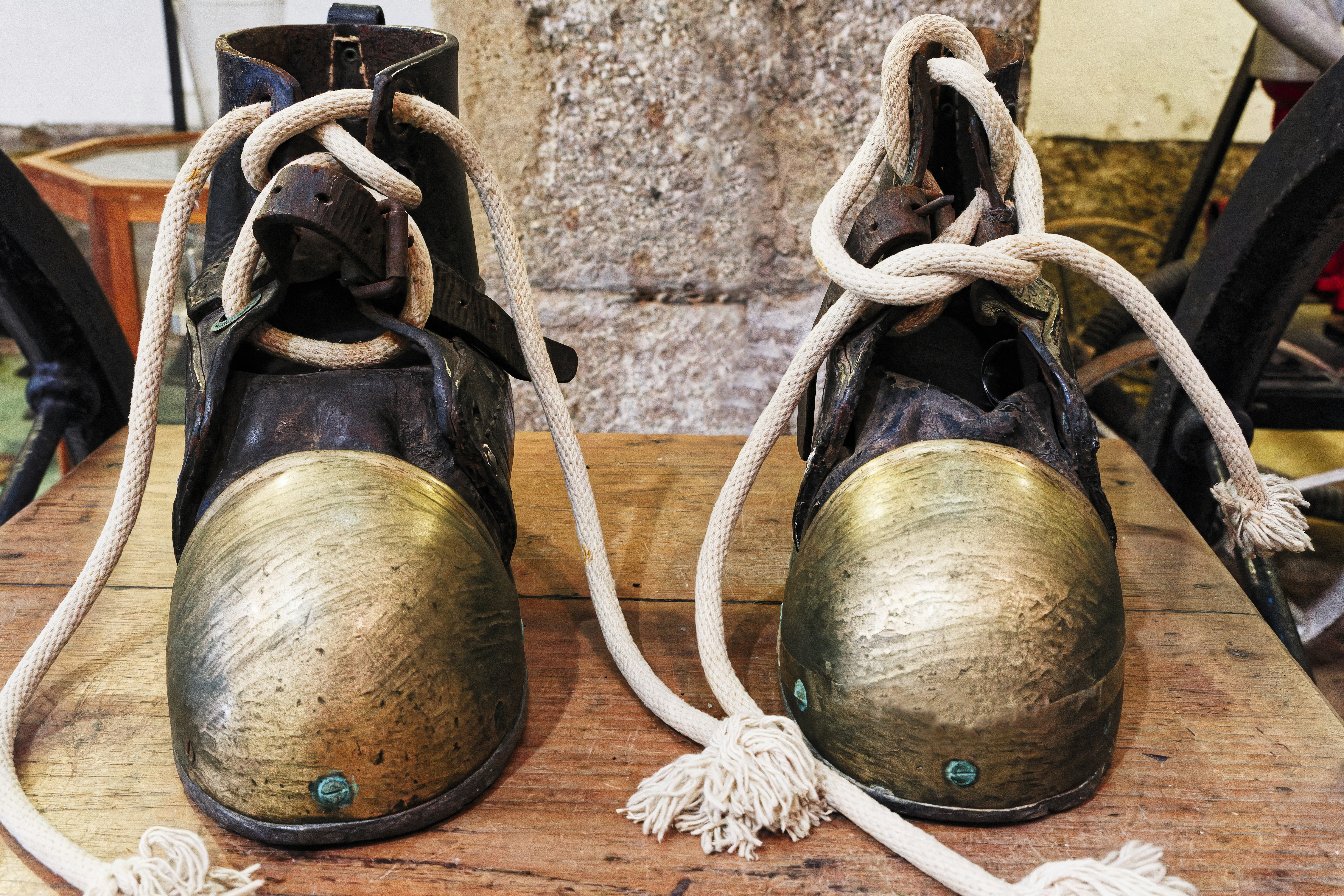 spanish crafts detail, wallpaper, Artesanía en Español: Descubre la Belleza y el Valor de las Creaciones Manuales 3