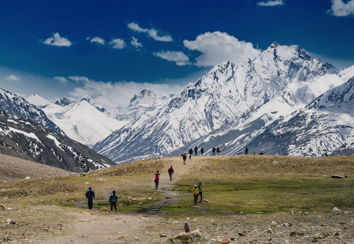 Kunzum La Pass and Chandratal Lake Trek