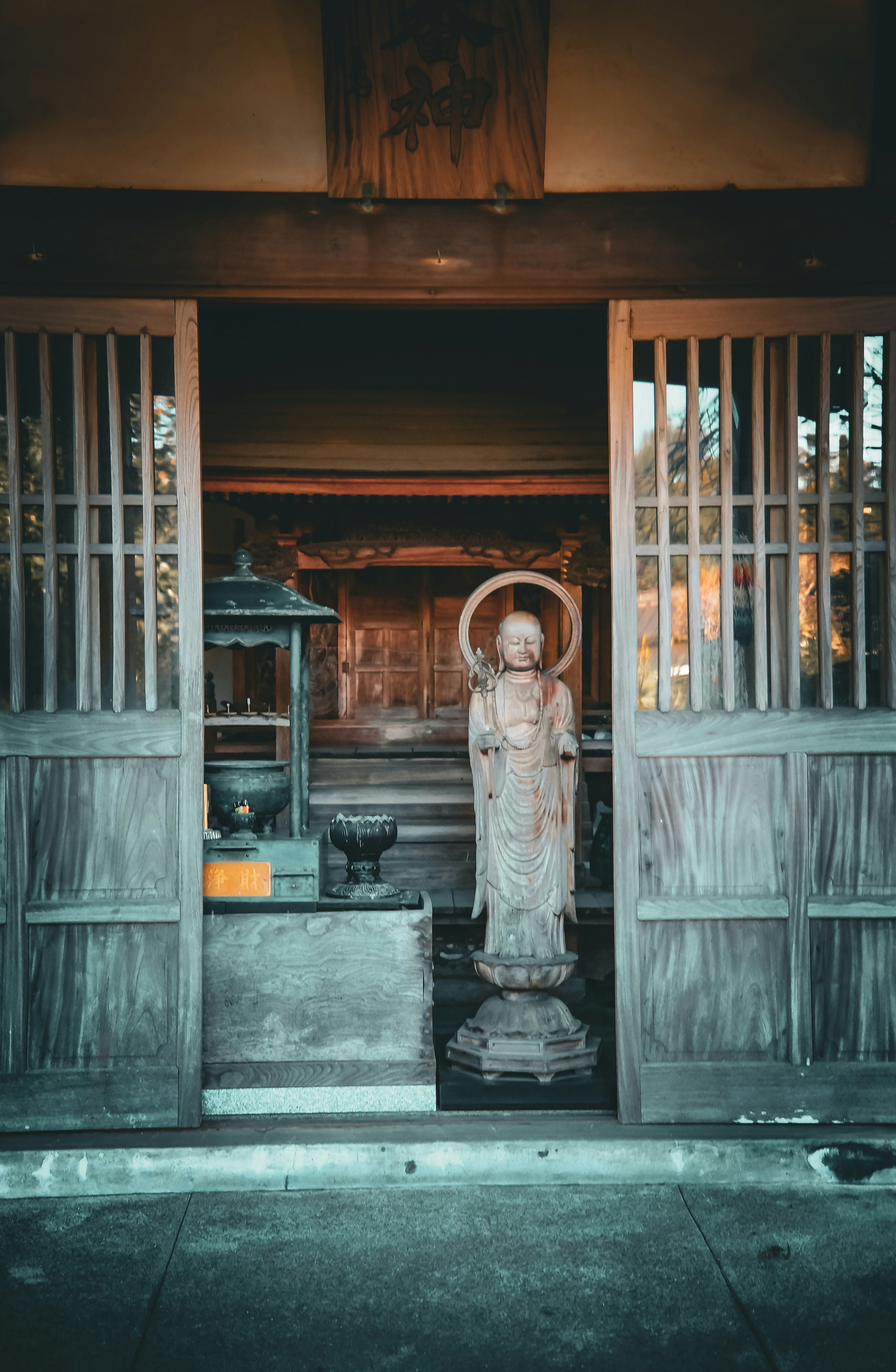 Photo by zhouyudesign