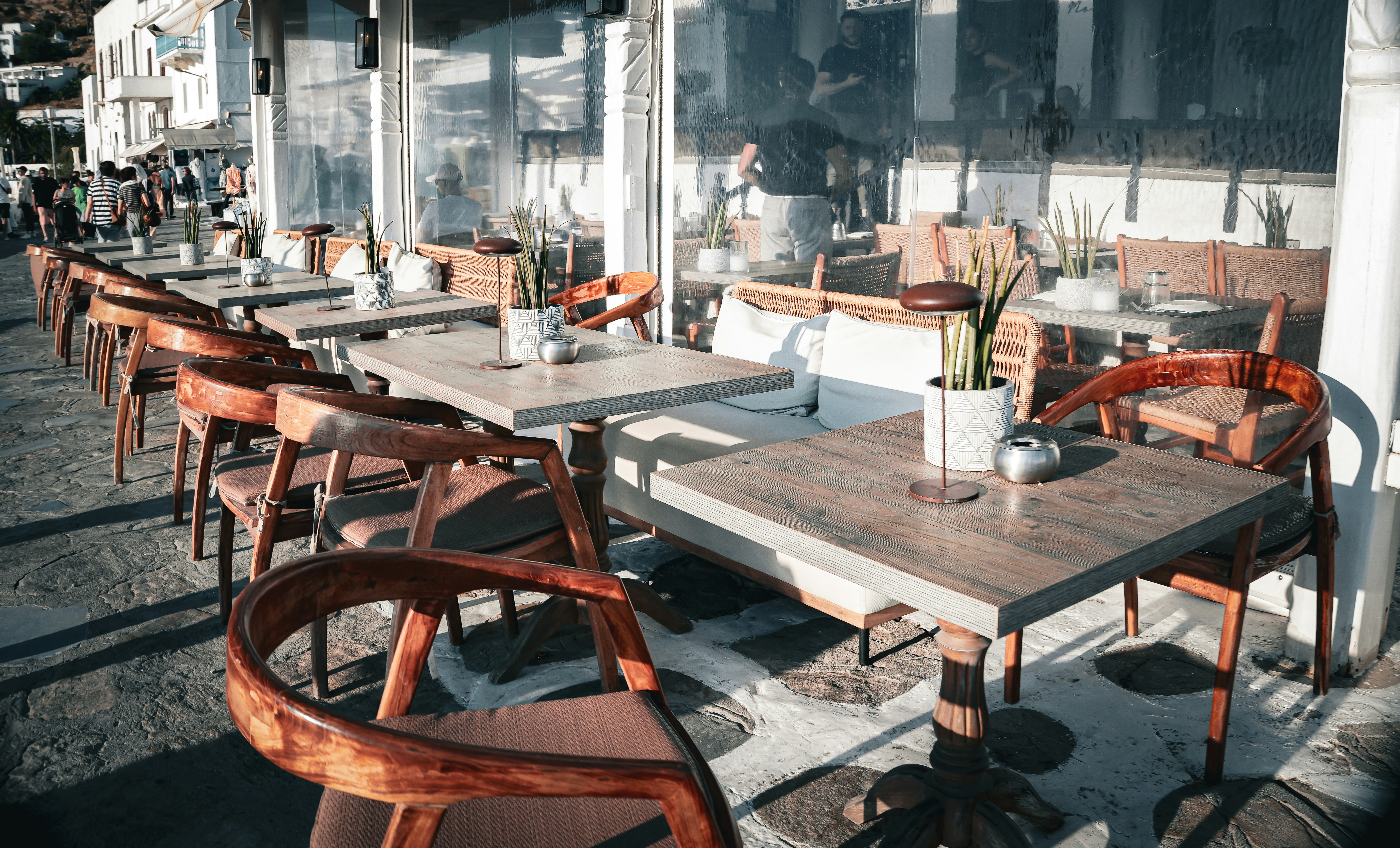 Photo by zhouyudesign