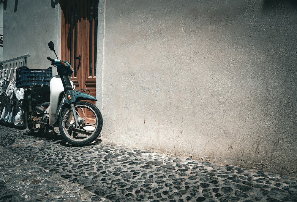 Xe Số Phổ Thông Có Giỏ