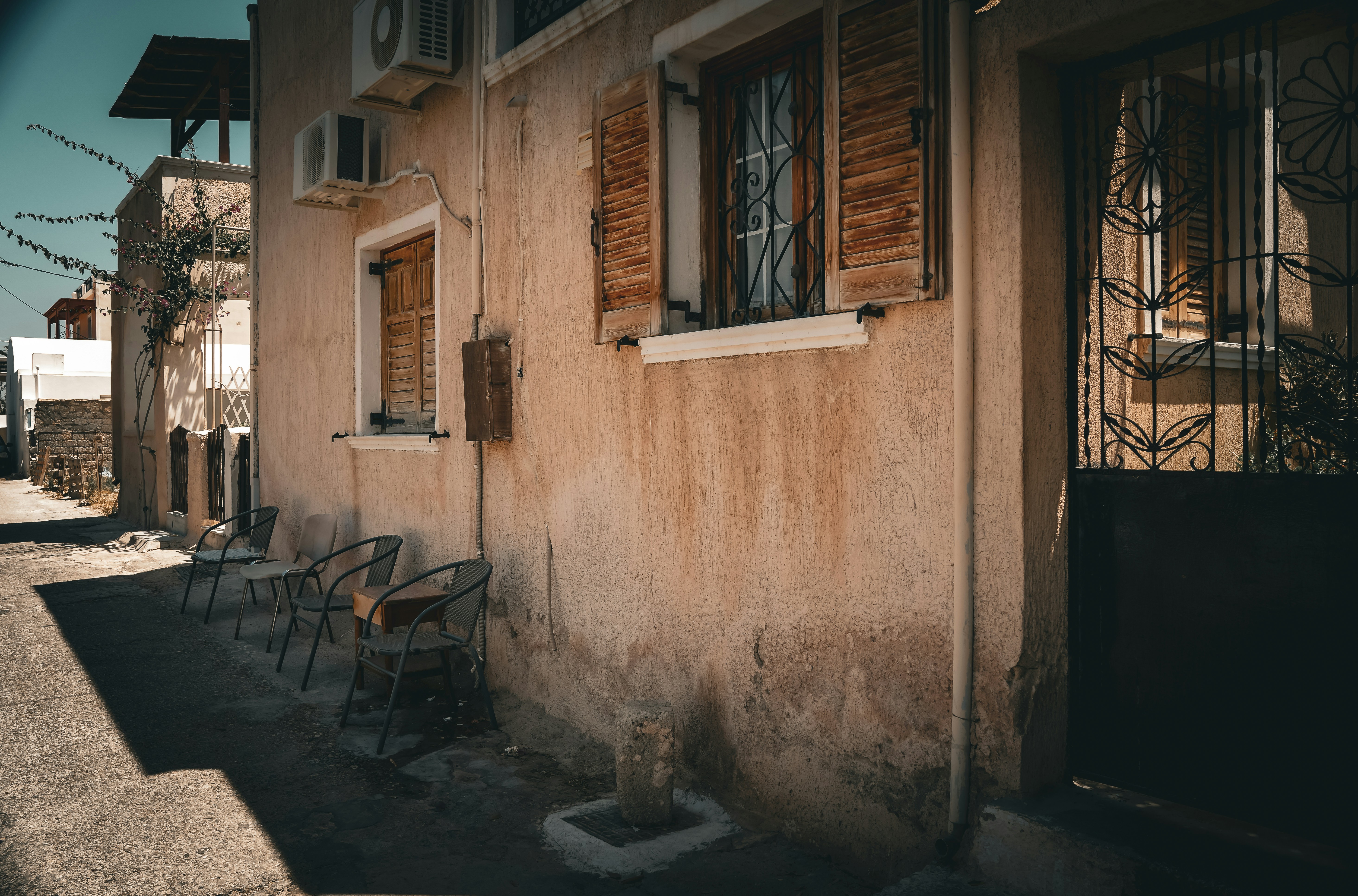 Photo by zhouyudesign