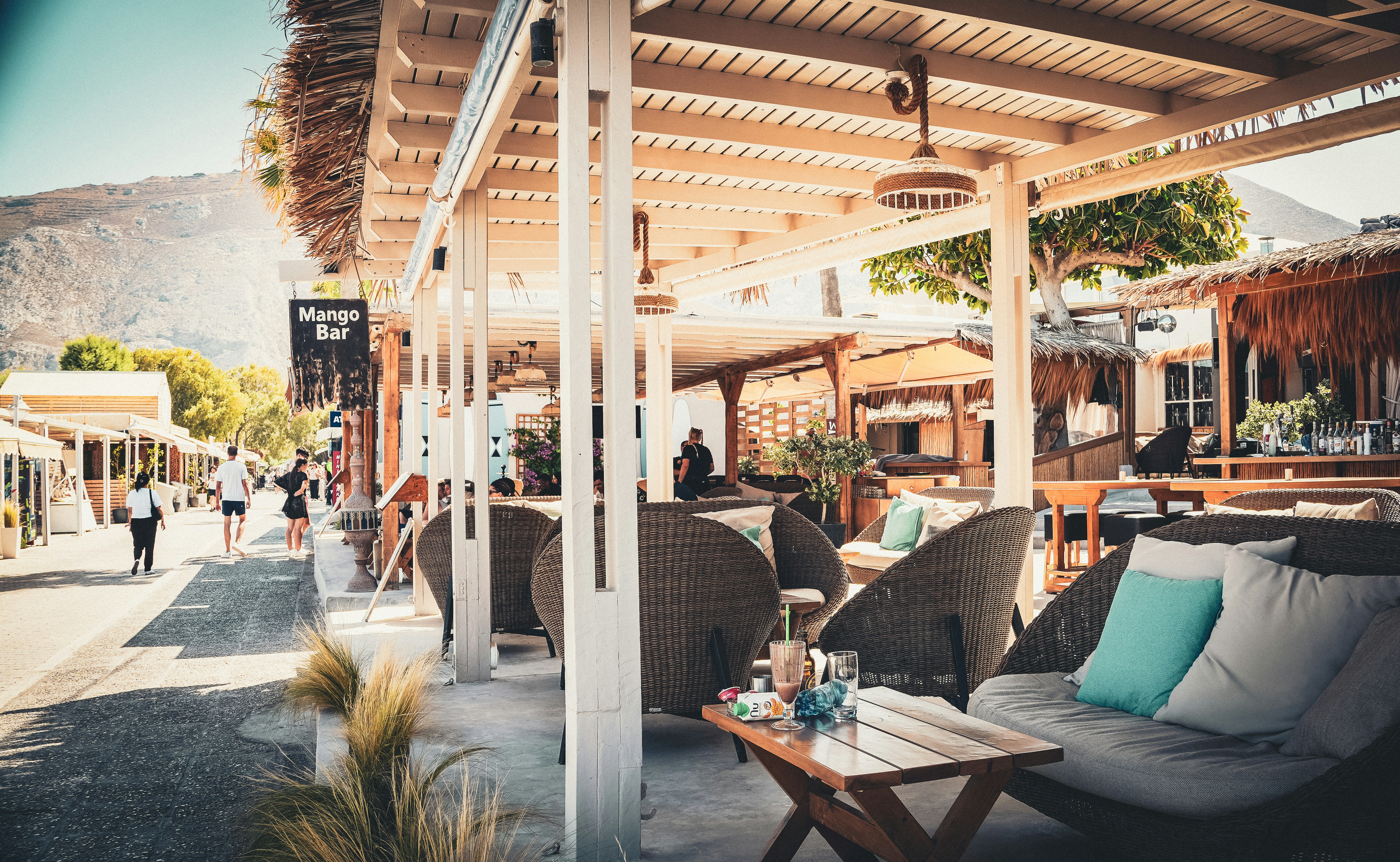 Photo by zhouyudesign