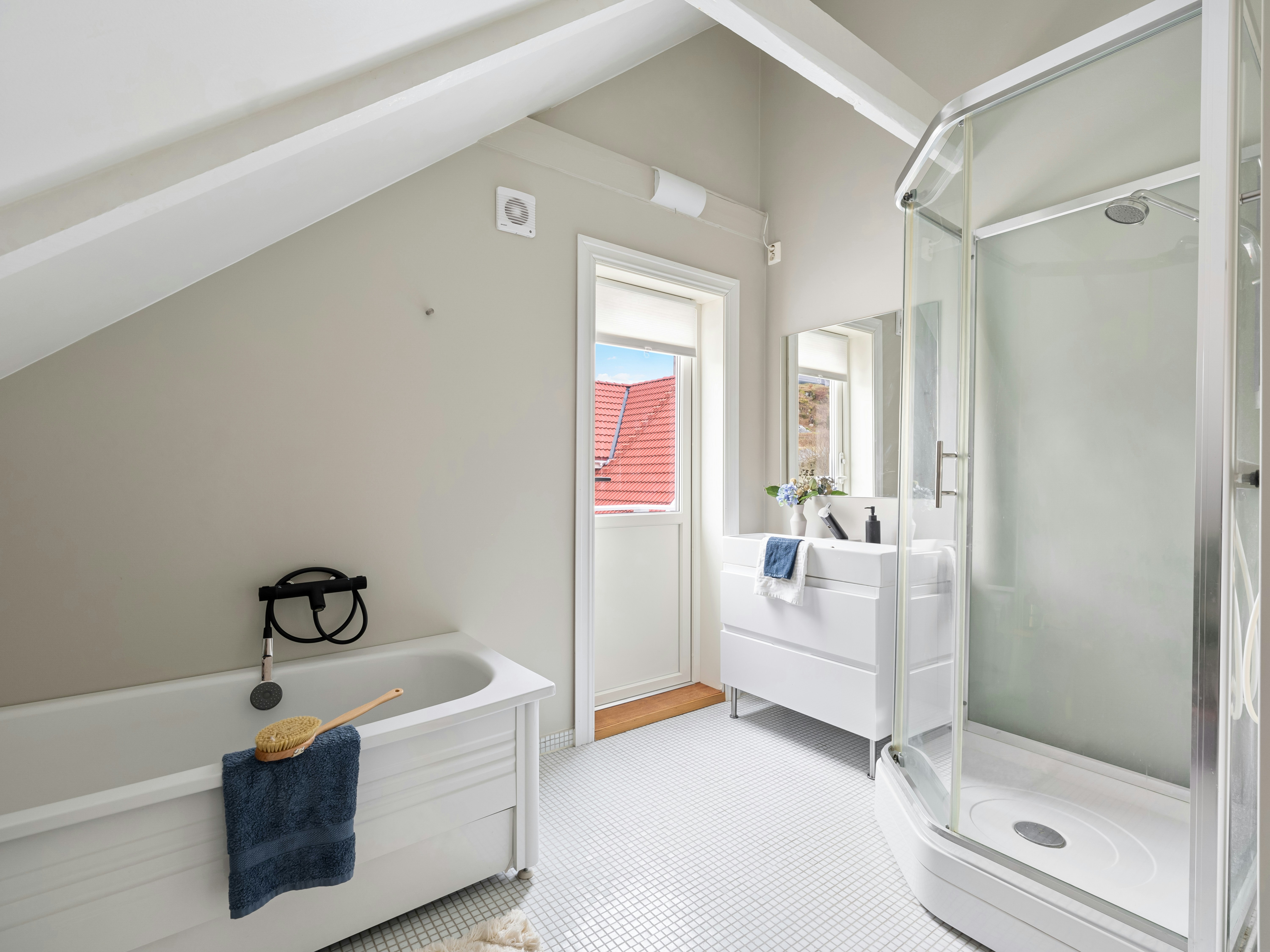 Photo by alextyson195