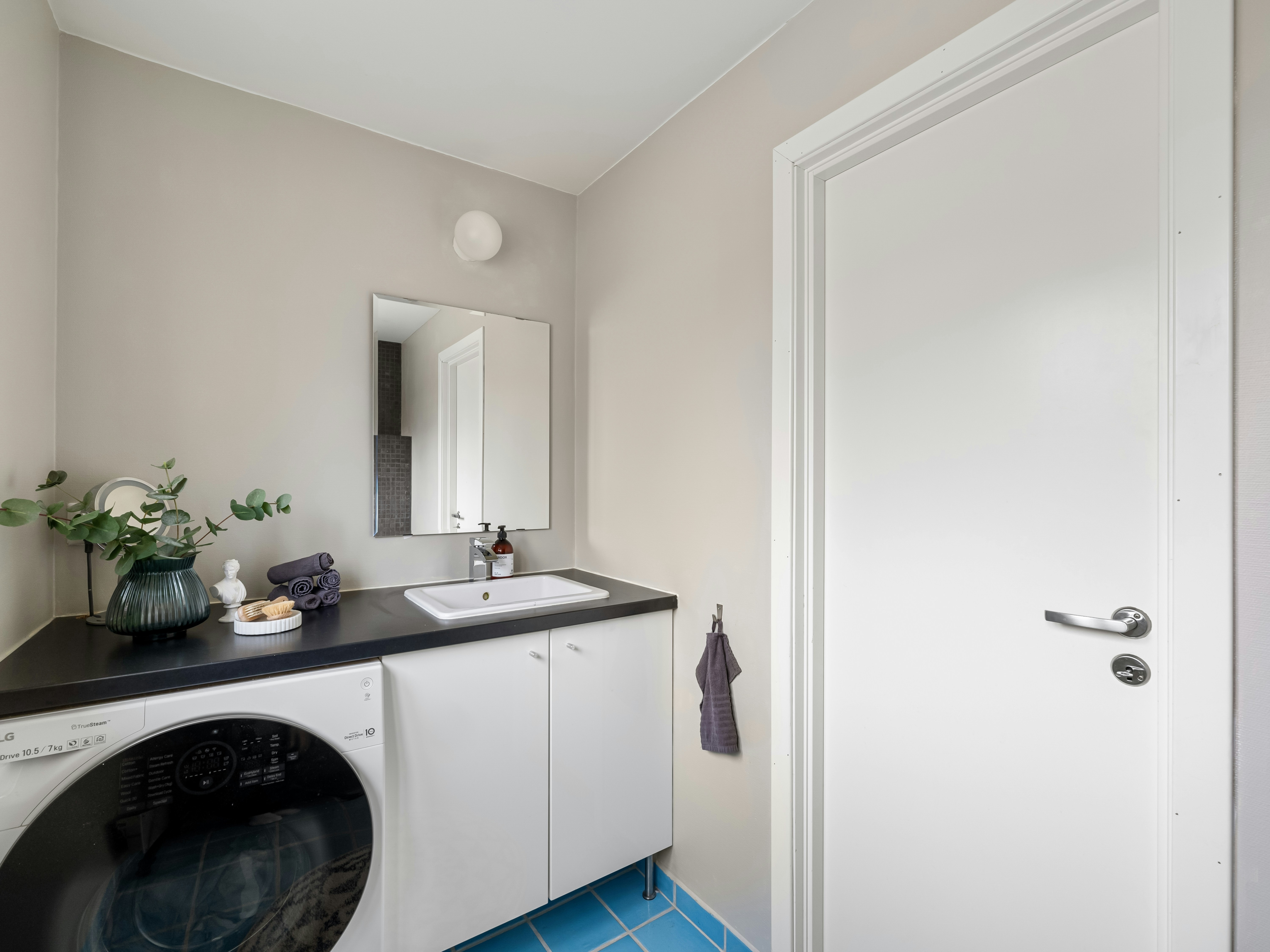 Photo by alextyson195