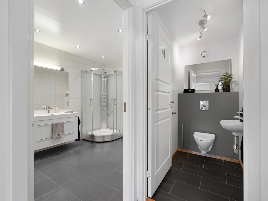 Solid surface stone shower walls
