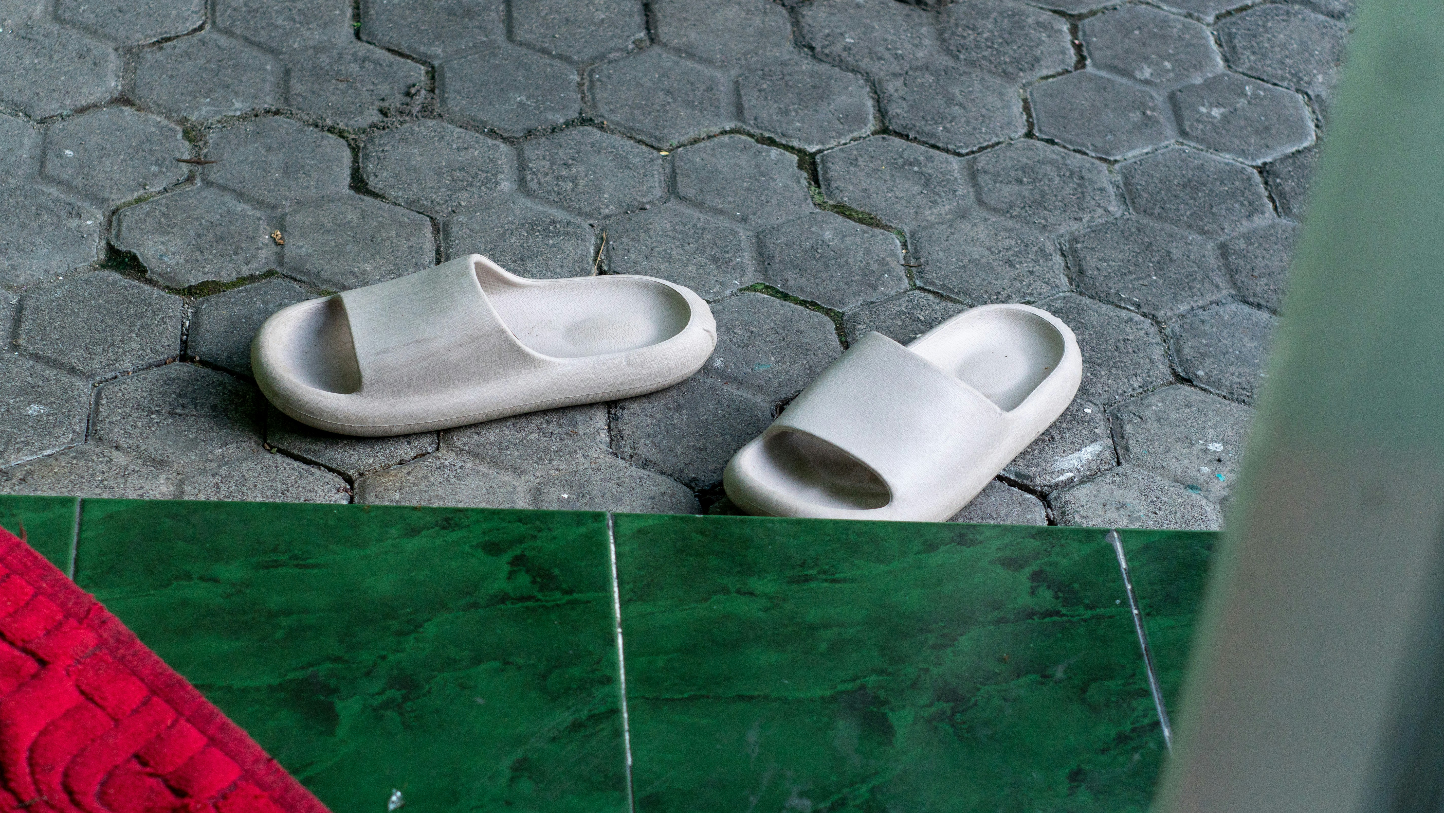 13 Simple Design Features That Improve Daily Girls Casual Sandals Use