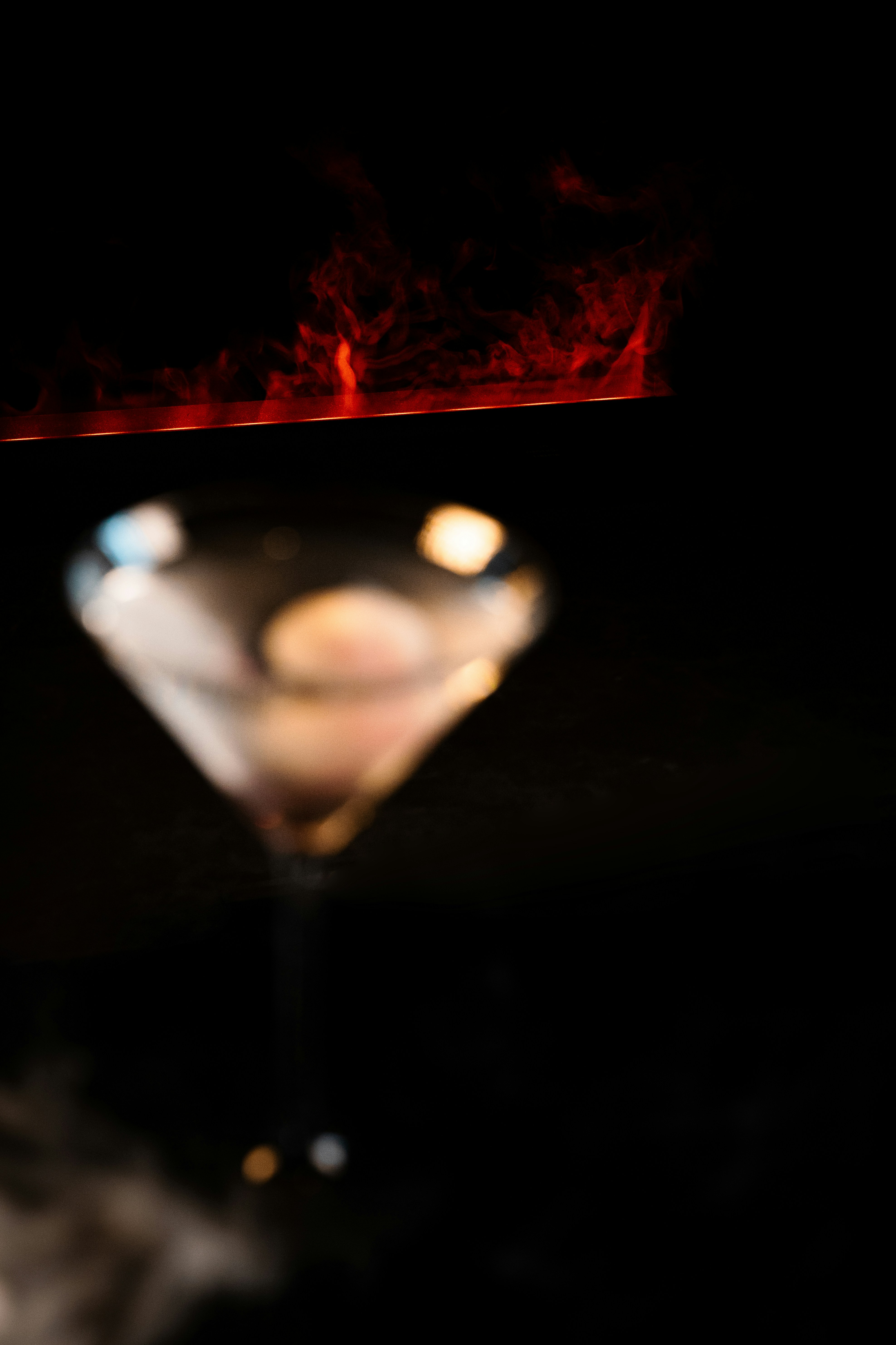 Nahaufnahme eines Martinis im Glas