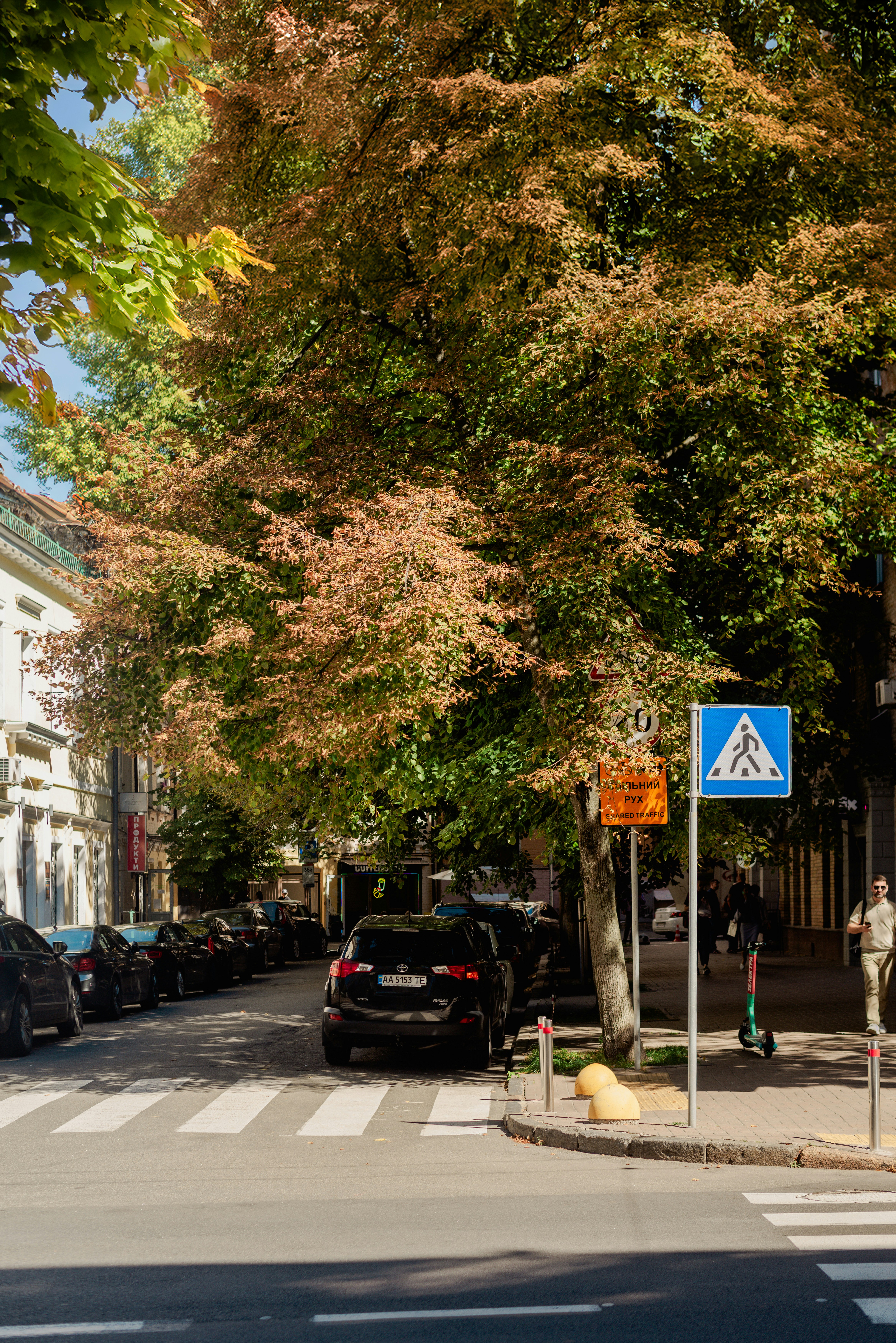 Photo by eugenivy_now