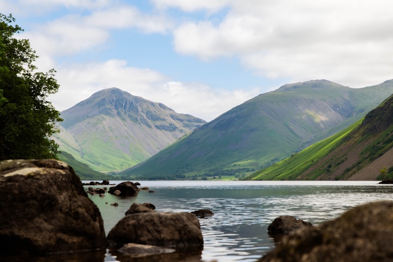 Shingle-and-scree shore beneath the Scafells at Wast Water