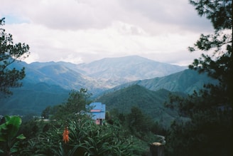 Montañas de Constanza y Jarabacoa en República Dominicana destino ideal para ecoturismo y naturaleza