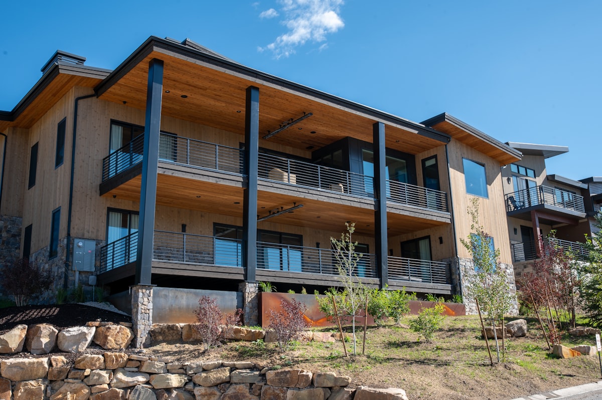 The Lone Peak Residence — modern alpine architecture