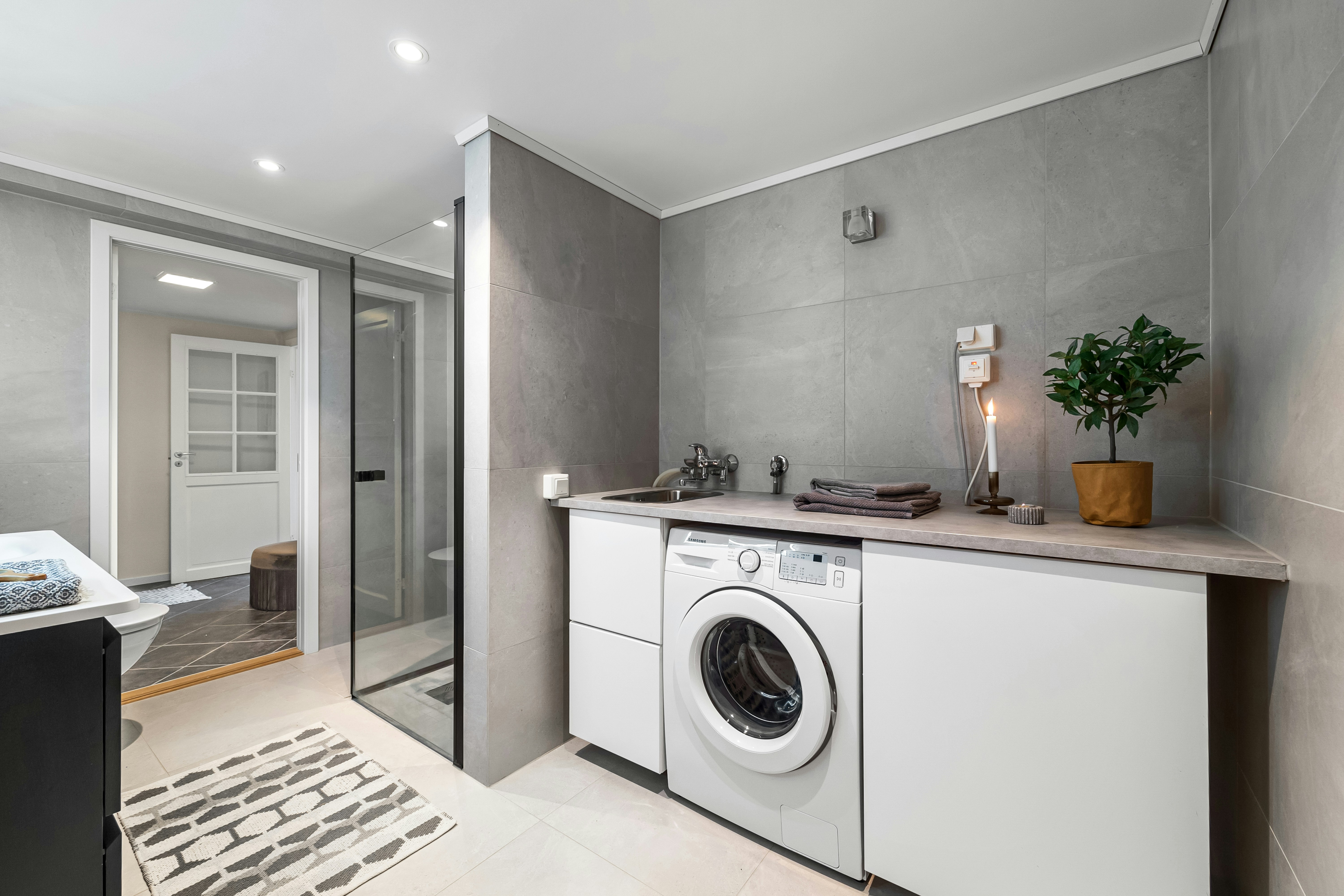 Photo by alextyson195