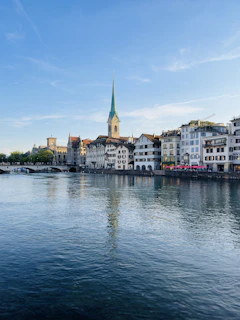 A body of water with buildings on both sides of it