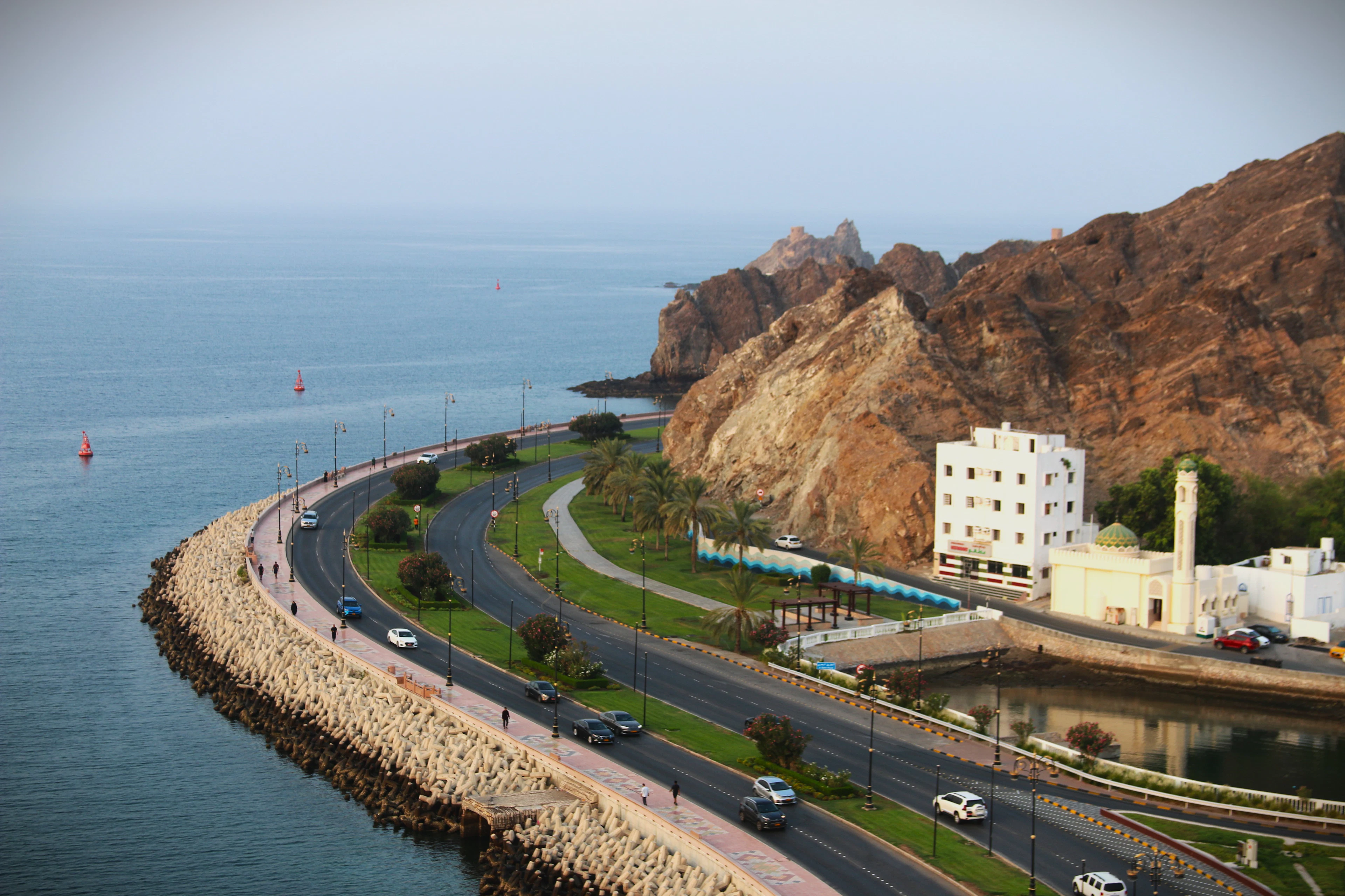 Saudi-Oman Highway Now Operational