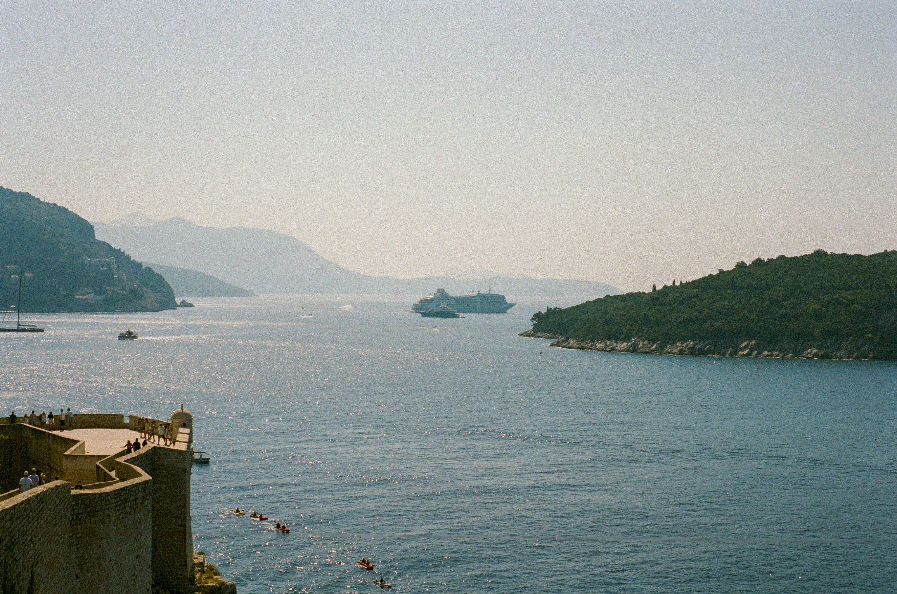 Photo by jeancarloemer