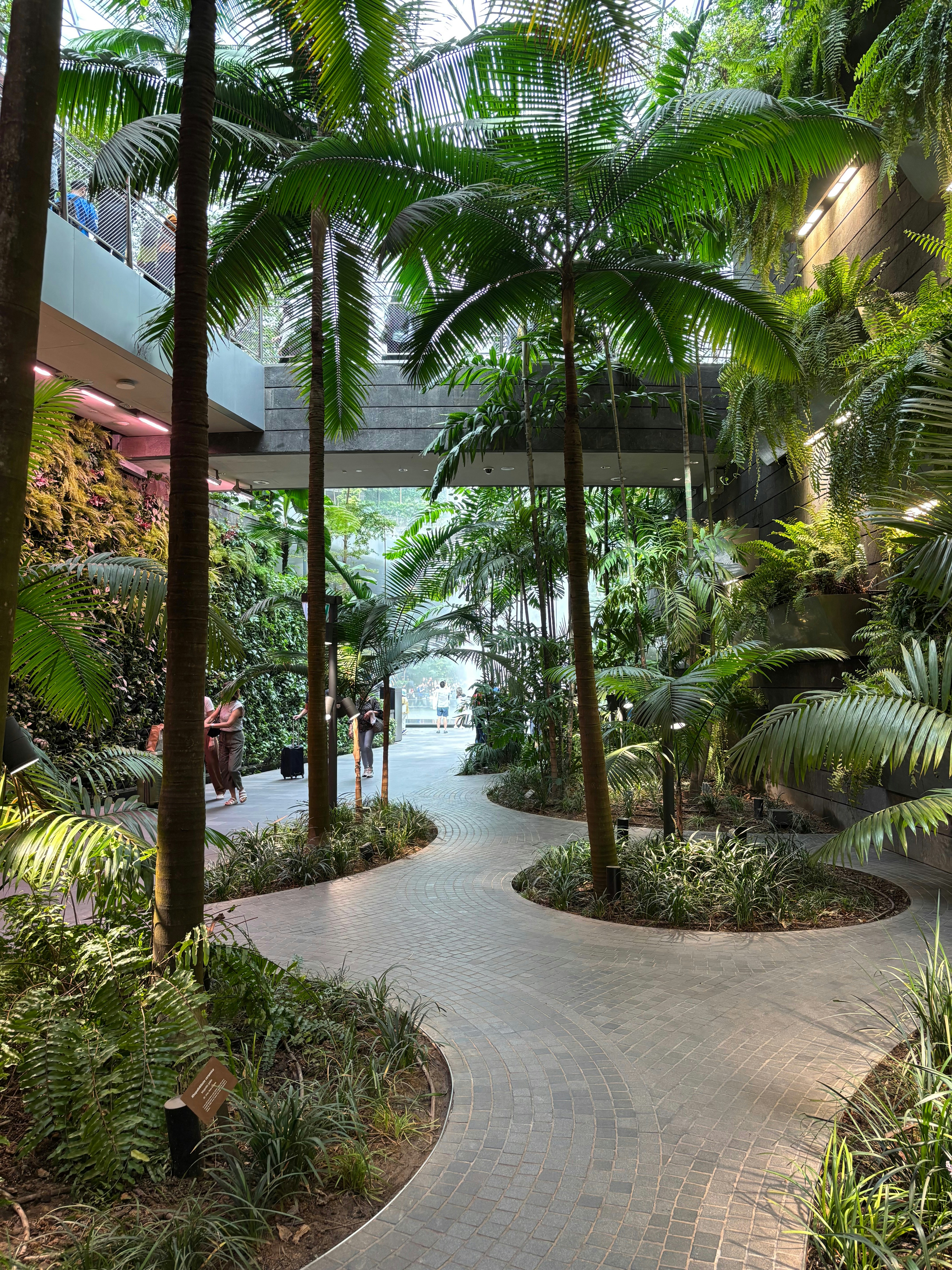 Photo by pointbl4nk_d