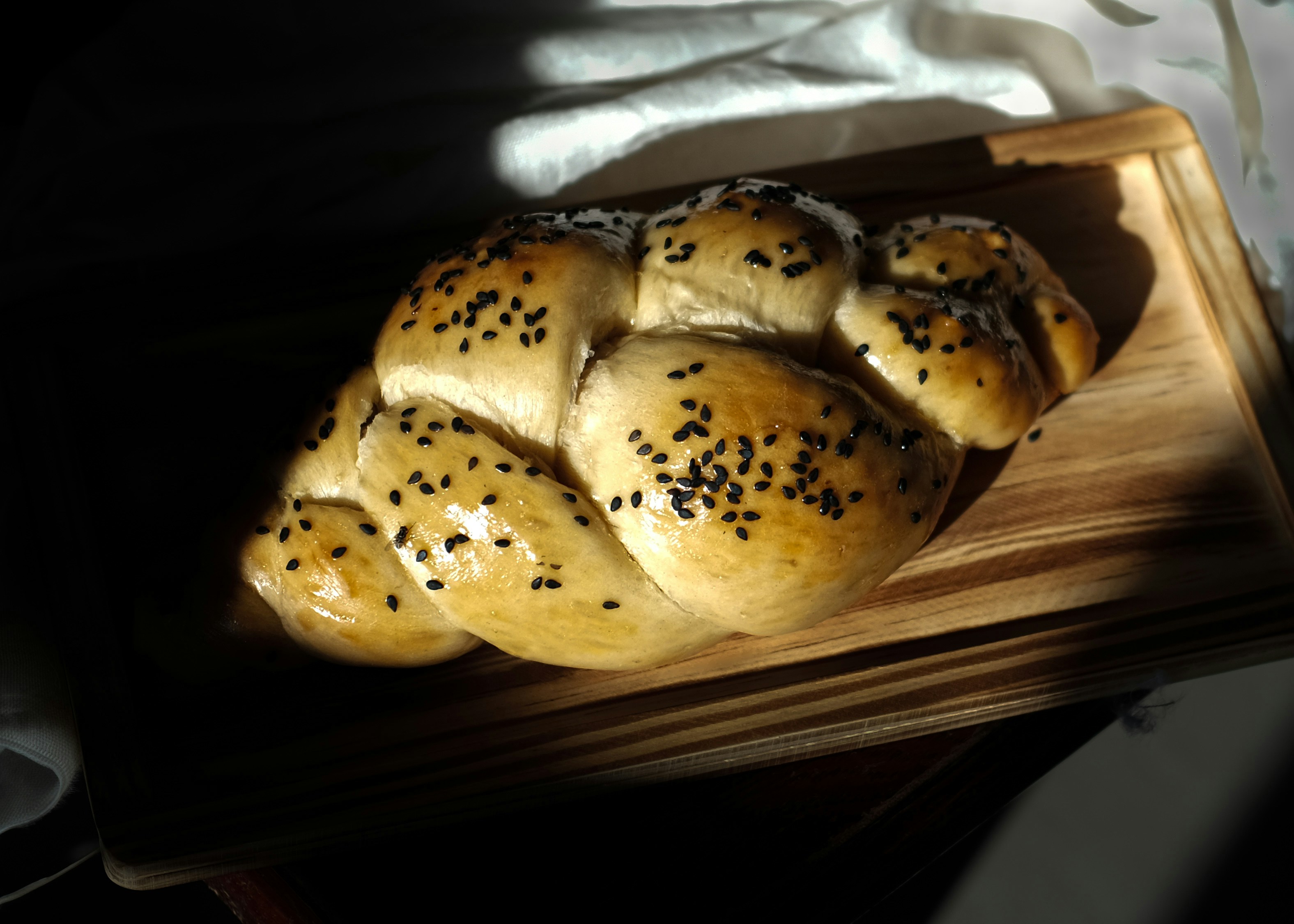 Challah bread roll - a story prop idea for ALL-OF-A-KIND FAMILY by Sydney Taylor, from LitWits Workshops