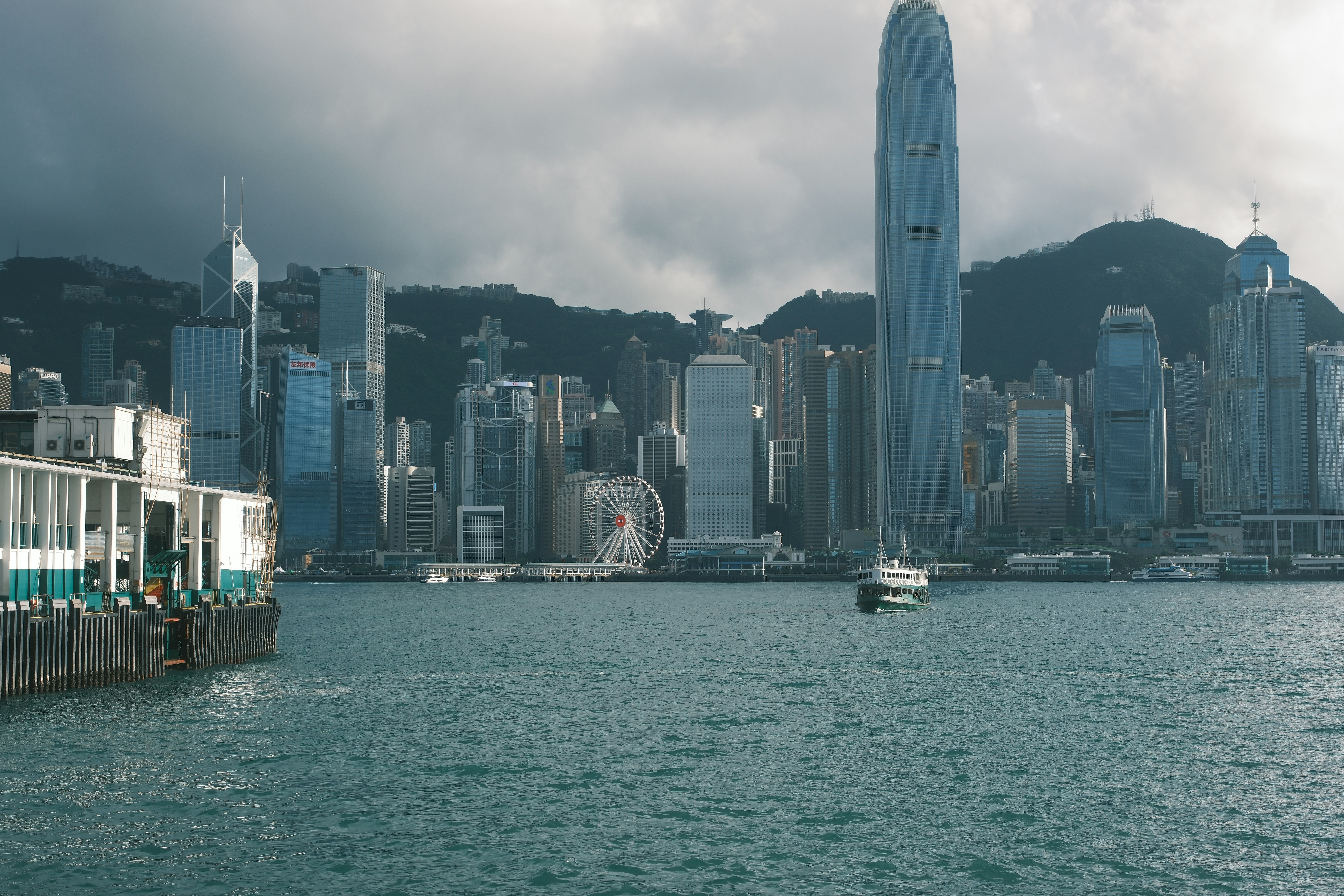 一、平板门产品概述与市场需求