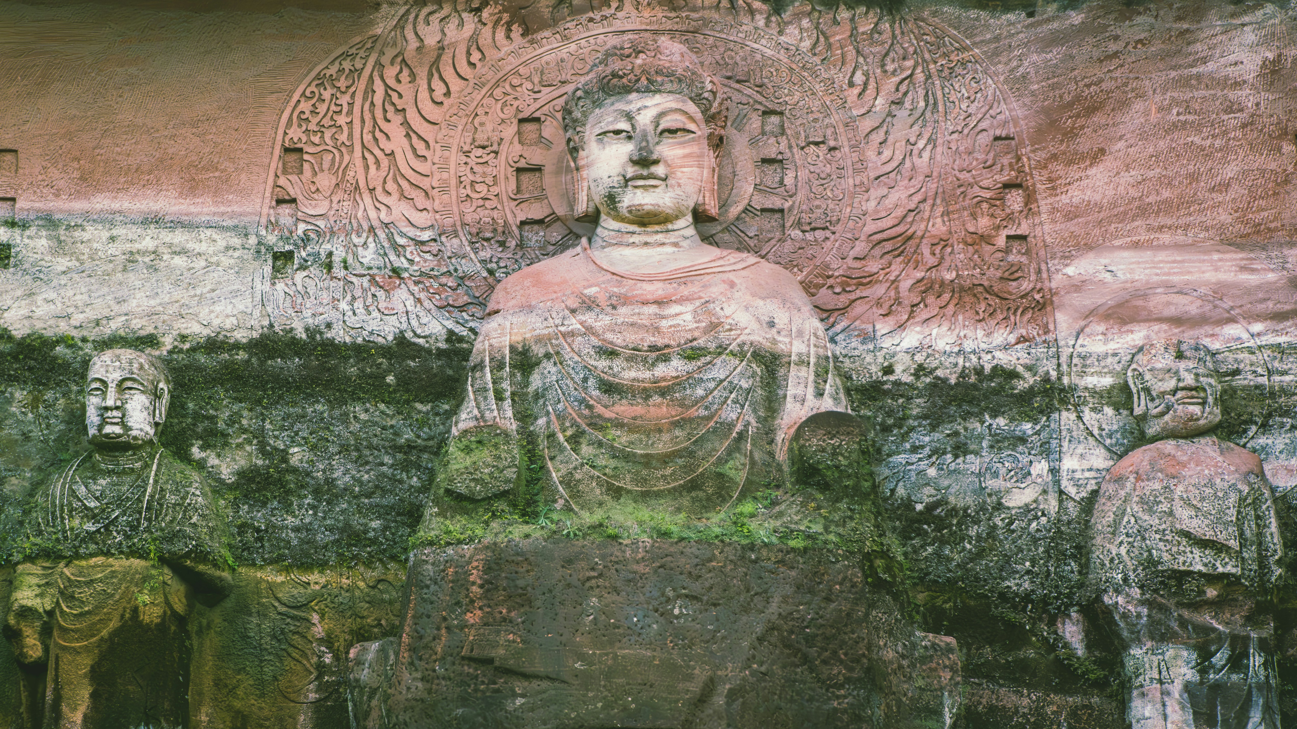 Leshan Giant Buddha photo 2