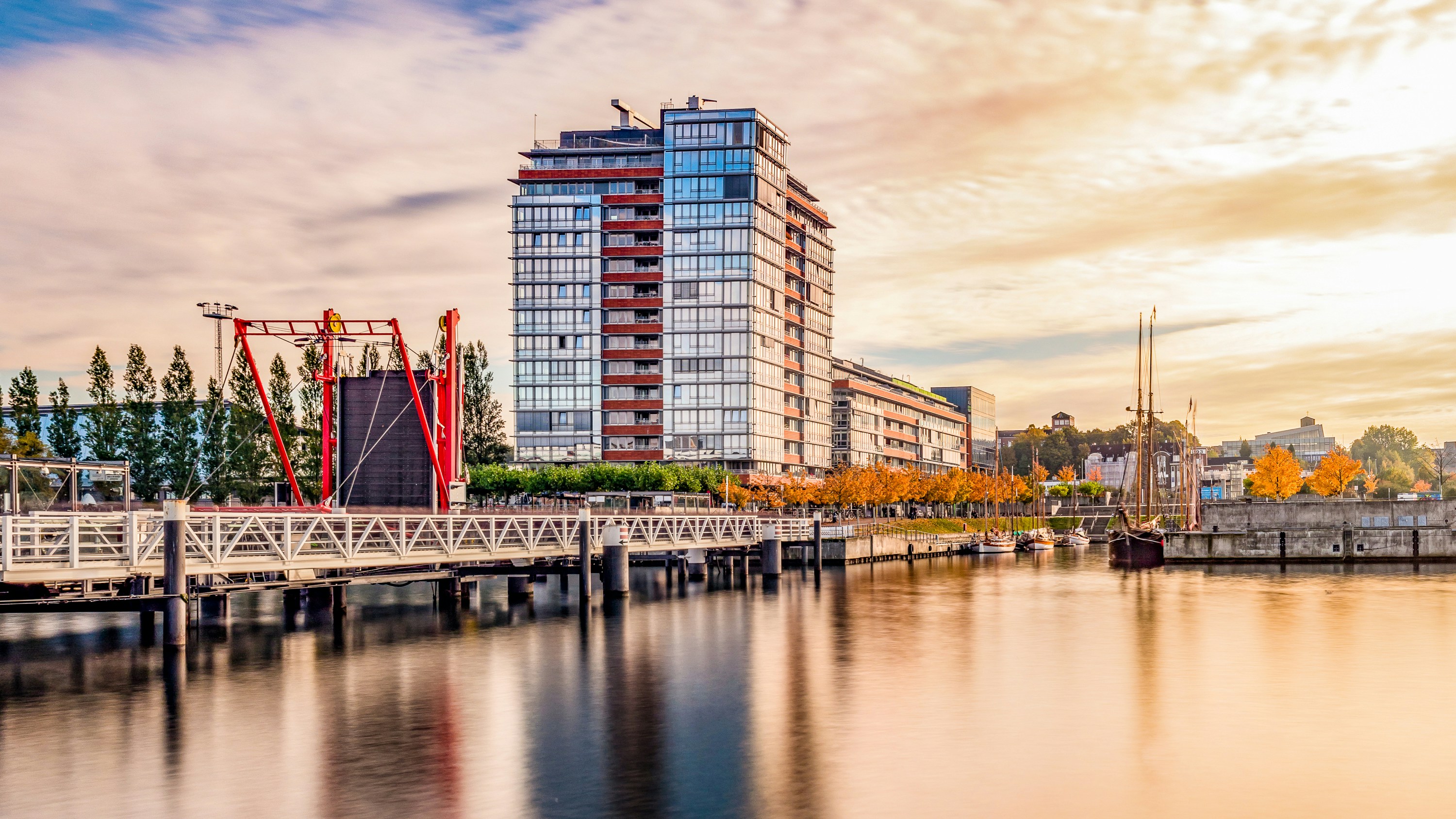 Photo by marvinradke