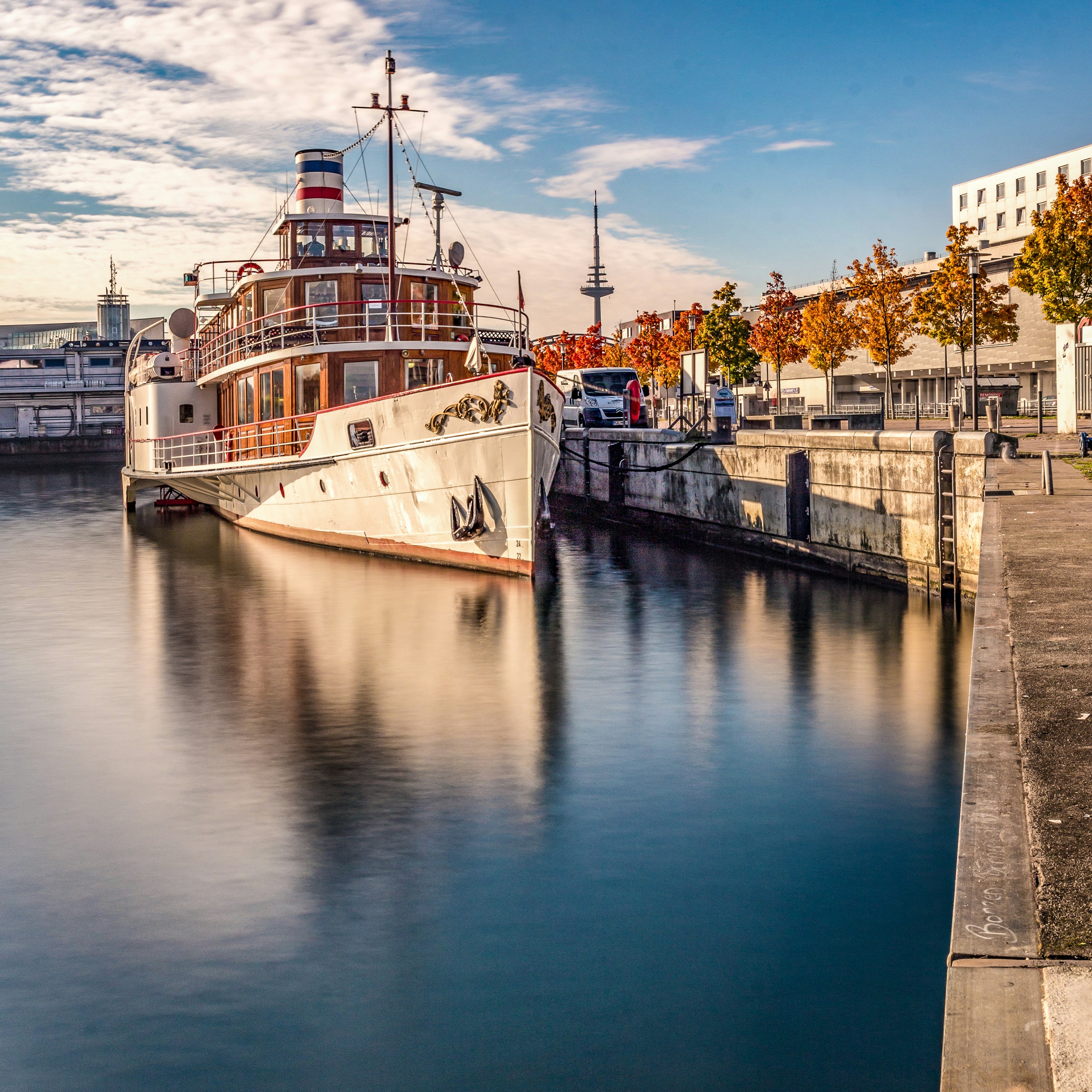 Photo by marvinradke