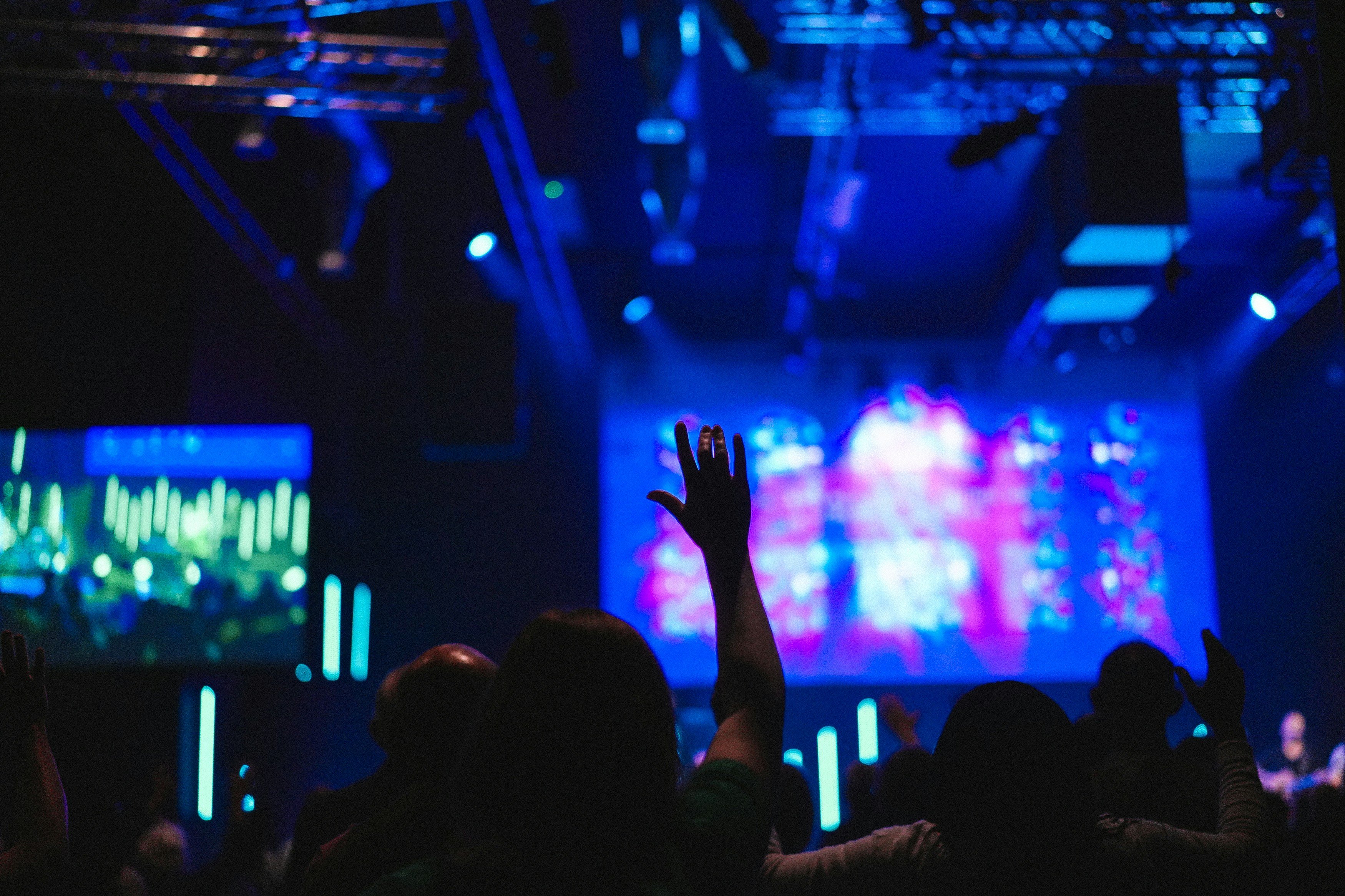 Photo by philhearing