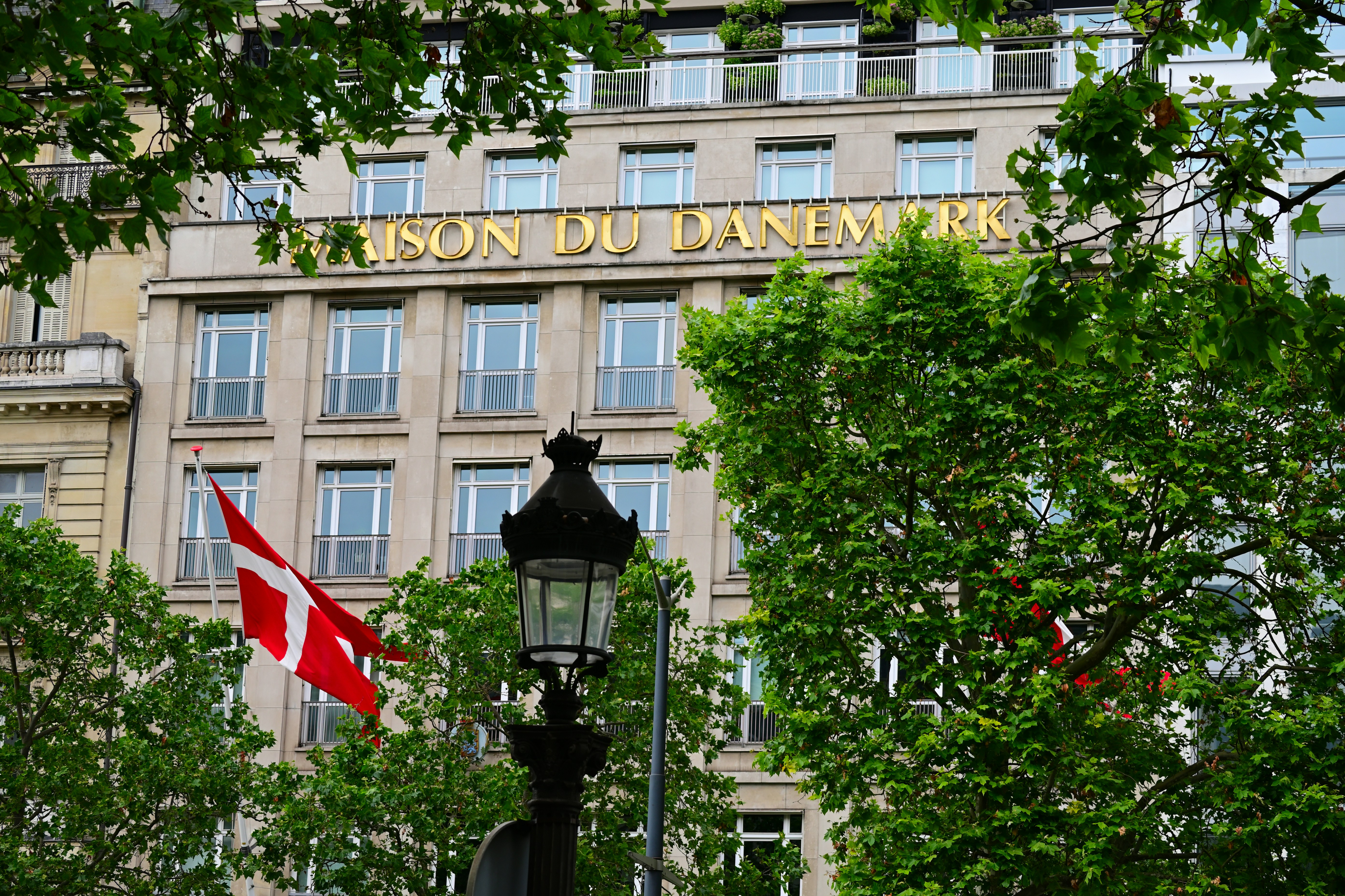 JP Morgan Maintains Neutral on Central Garden & Pet, Lowers Price Target to $30