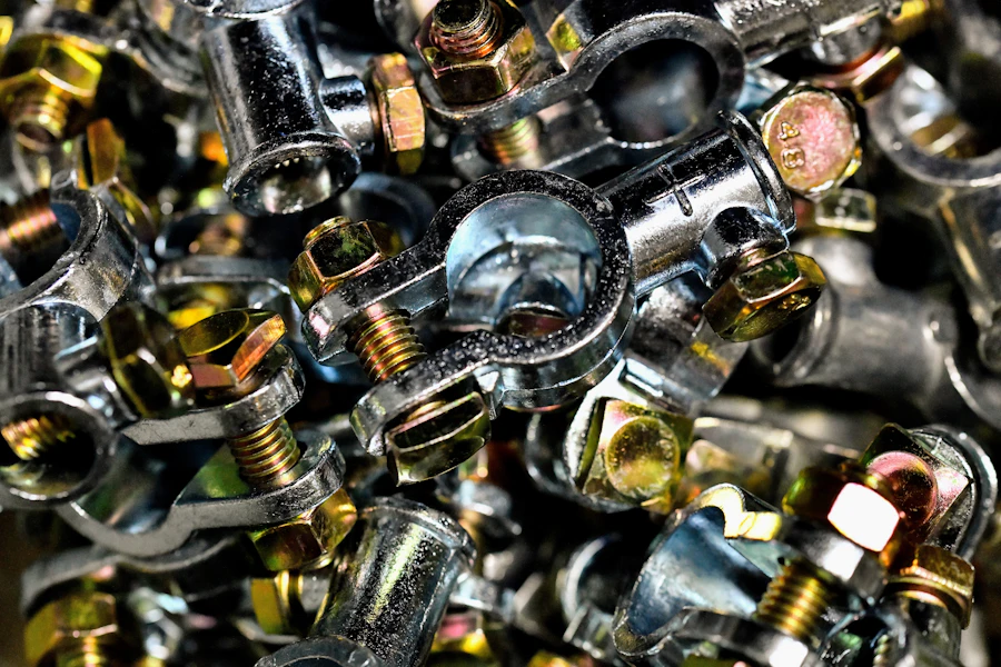 Piese și componente metalice industriale pentru reciclare