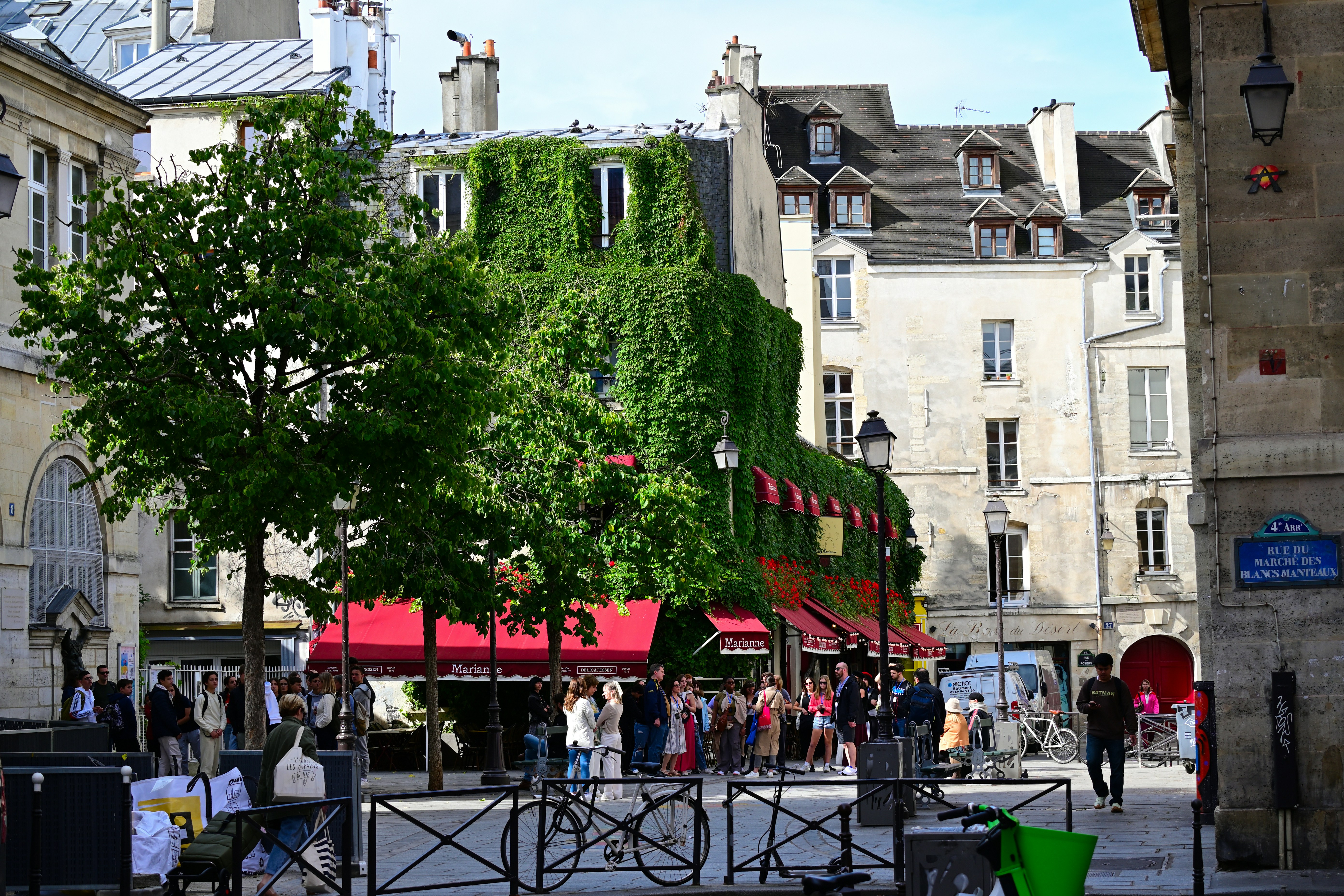 Photo by aminzabardast