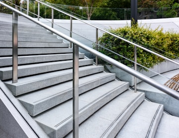 A set of stairs leading up to the top of a building
